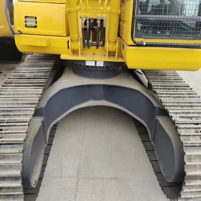 Used Komatsu PC200-8 excavator, 20 Ton Komatsu PC200-8N1 PC220-8MO hydraulic crawler backhoe medium excavator rega in stock