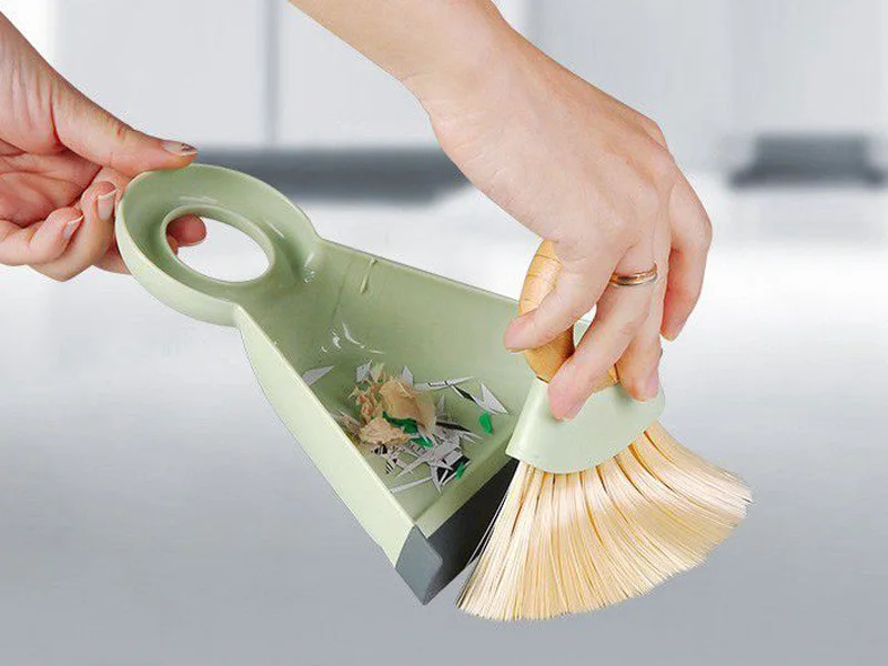 Desktop Sweep Broom and Dustpan with Bamboo handle
