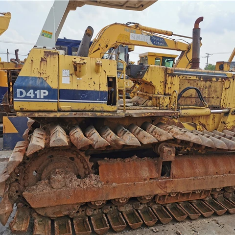 Towing blade pushing komatsu d41 bulldozer d41p small dozer used d41p-6
