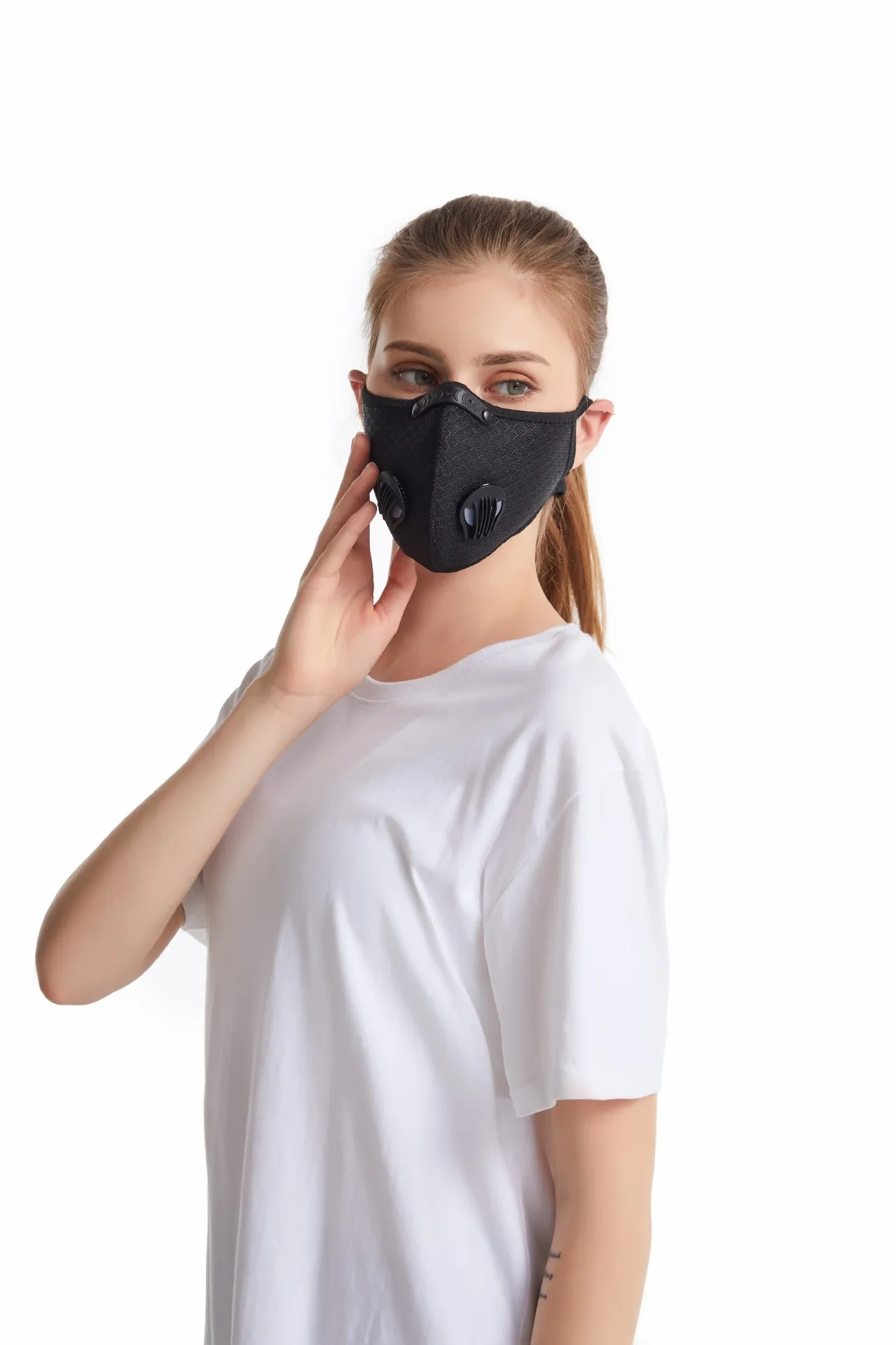 
New Customized Sport Face Cover with Valve Washable & Breathable Mouth Covering for Men Women 