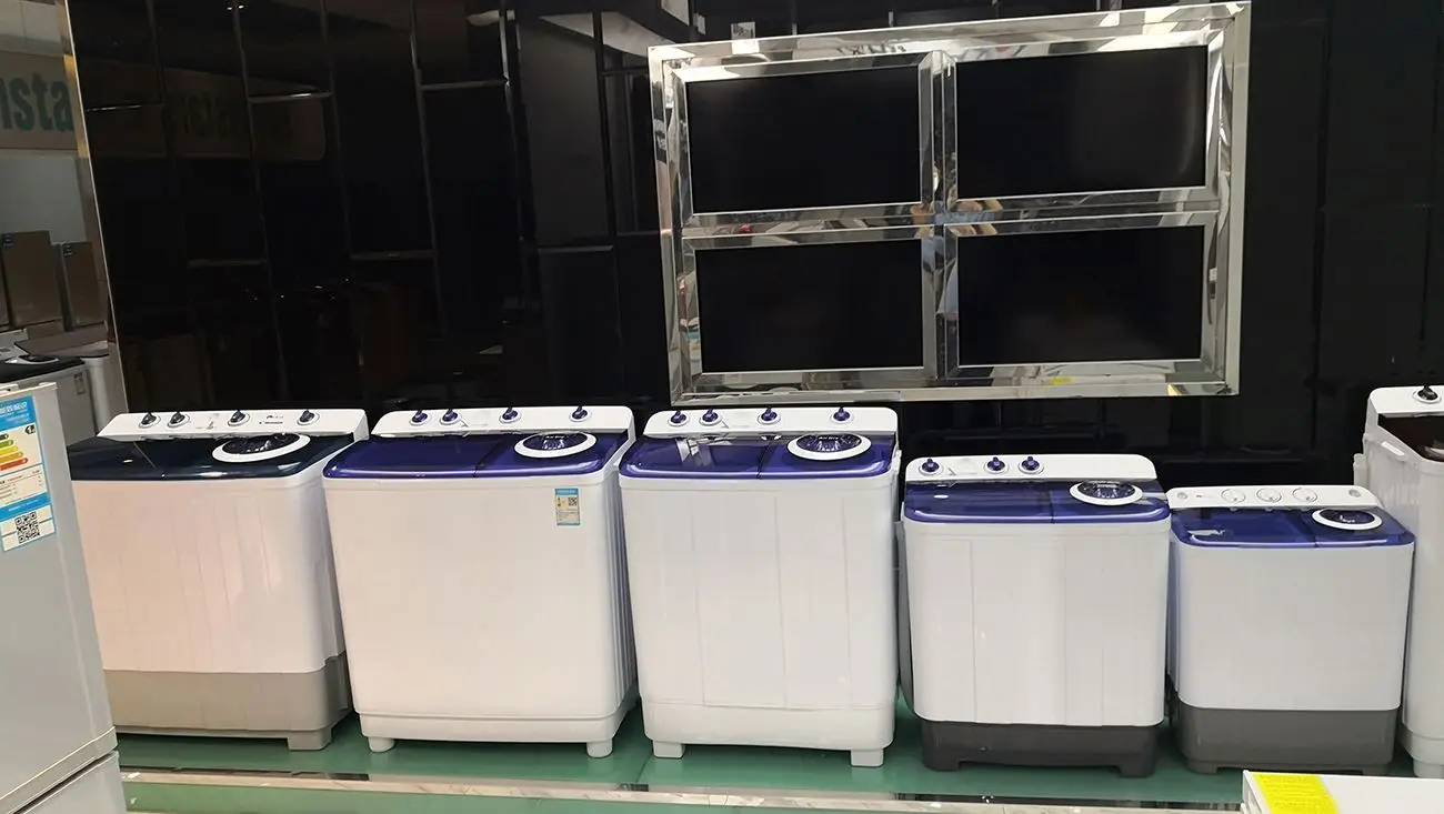 New and fashionable right price plastic bule color washing mini machine with spin dry for baby