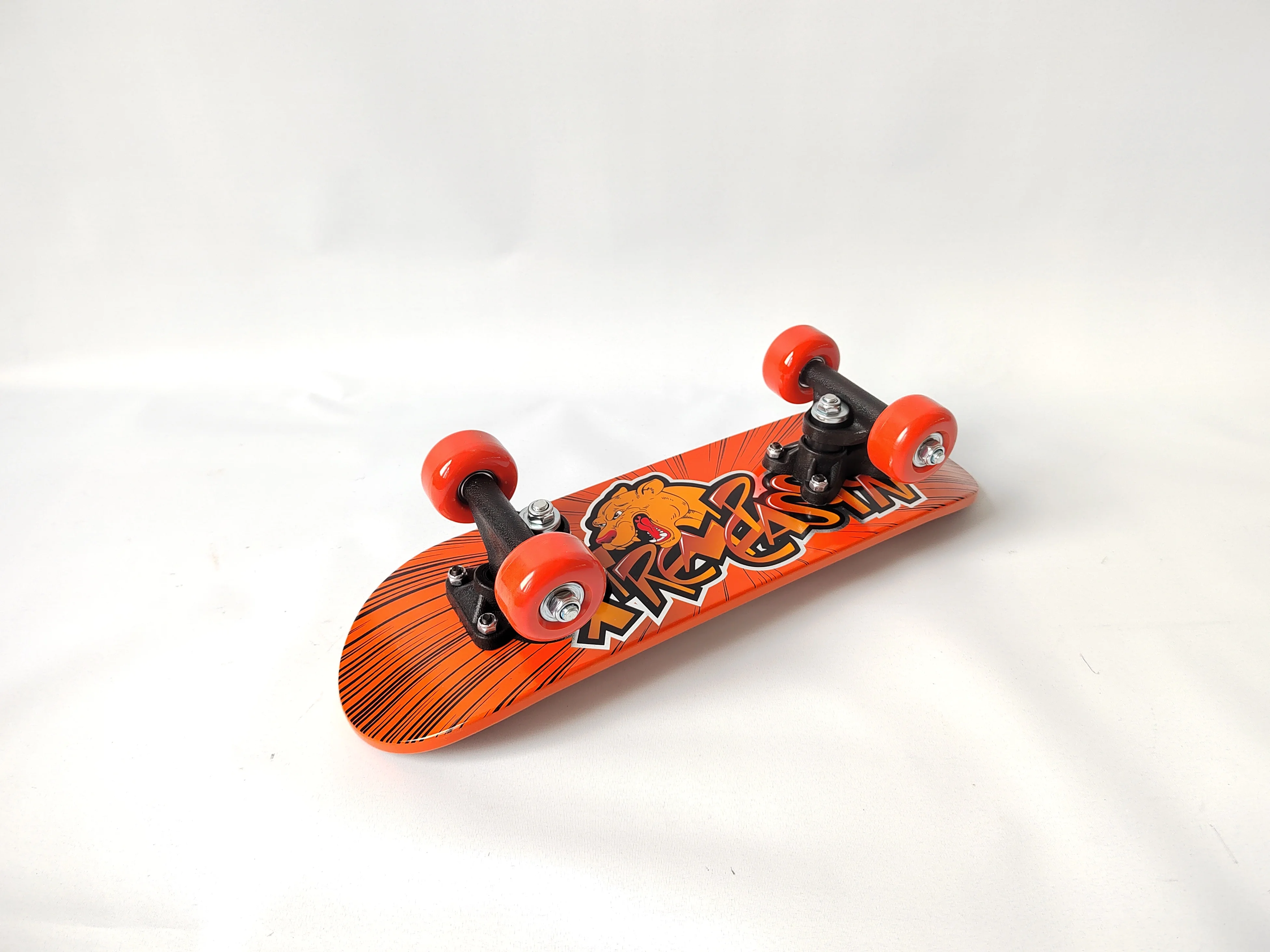 Personalized Complete Skateboard Cruiser Outdoor Activities Professional Skateboard Deck Complete Skate Skateboard