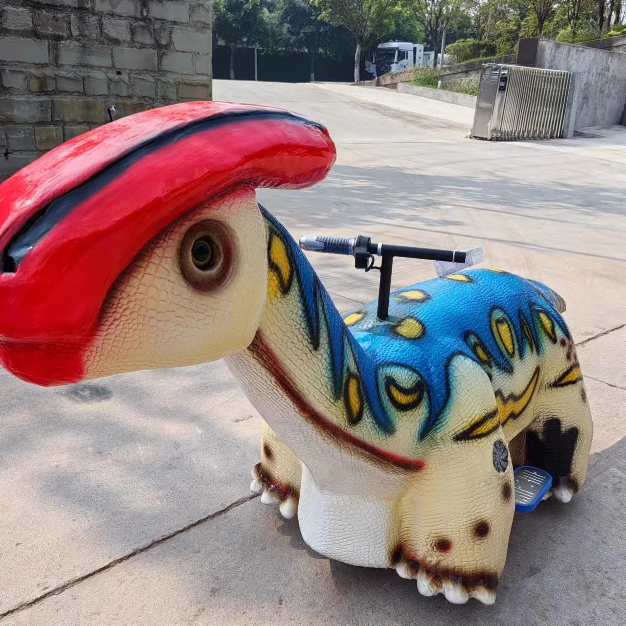 Token Coin Operated Electric Animatronic Walking Dinosaur Cartoon Ride Car