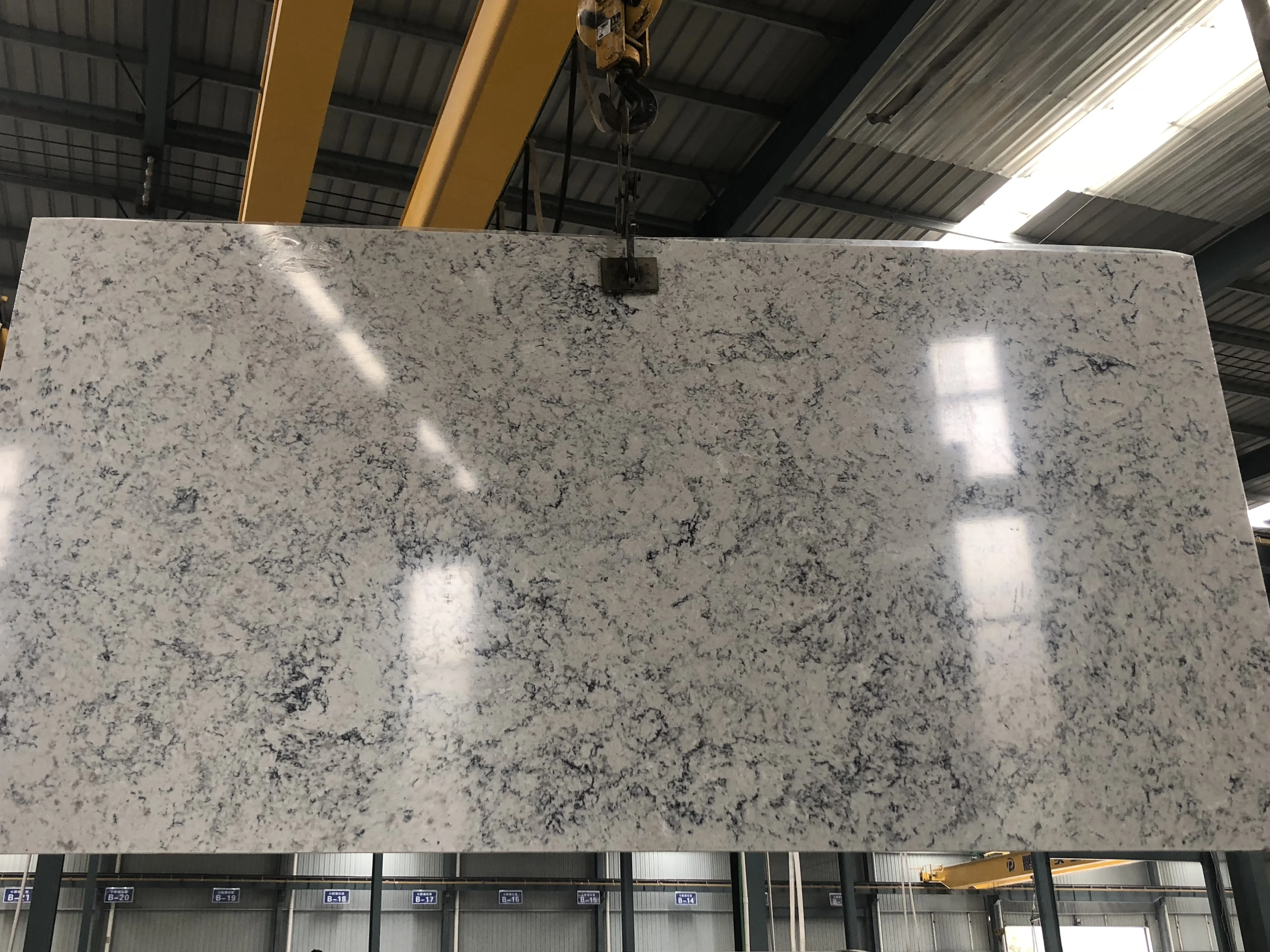 PXQZ180305-2 Anti Scratch Quartz Kitchen Furniture Countertop Artificial Stone Panel