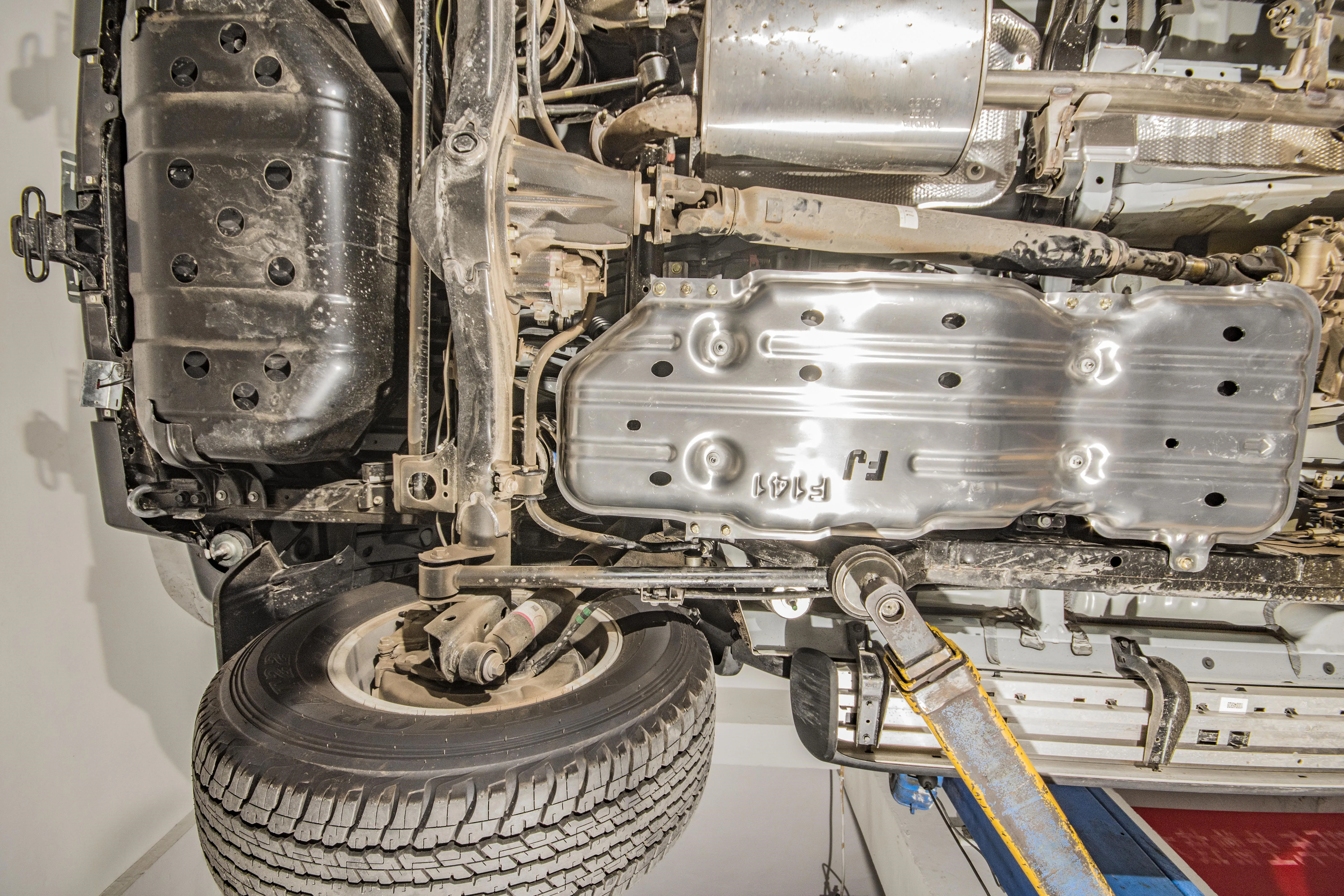 4x4 Full Set Aluminum Alloy Car Engine Fuel Tank Guard Auto Parts Skid Plate for Toyota FJ Cruiser