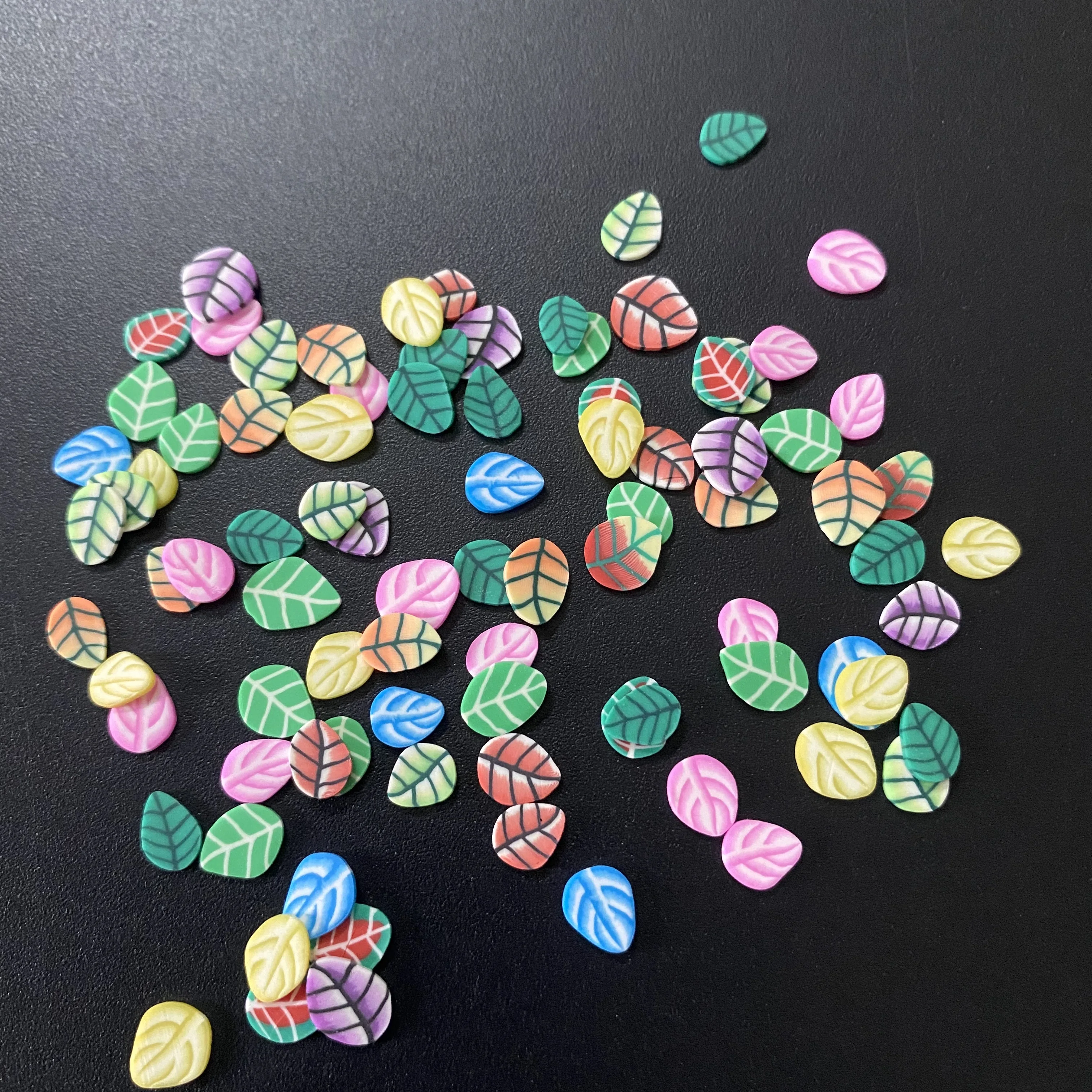Colorful DIY Animal Nail Art Slices Multi-shape 1kg Polymer Clay Slices Wholesale For Nails And Cellphone Decorations