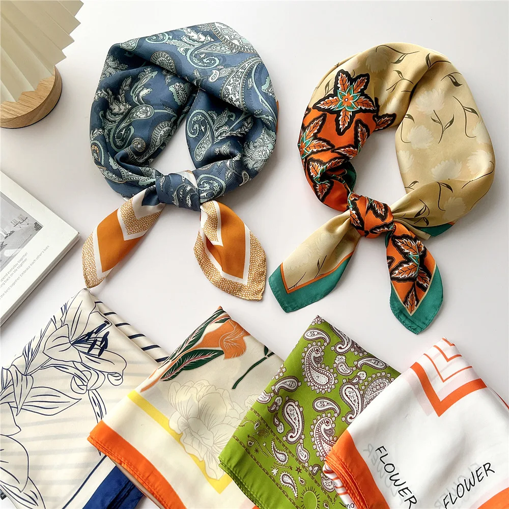 New 70cm Printed Silk Square Scarves Polyester Silk Feeling Pink And Green Scarf Woman 2024