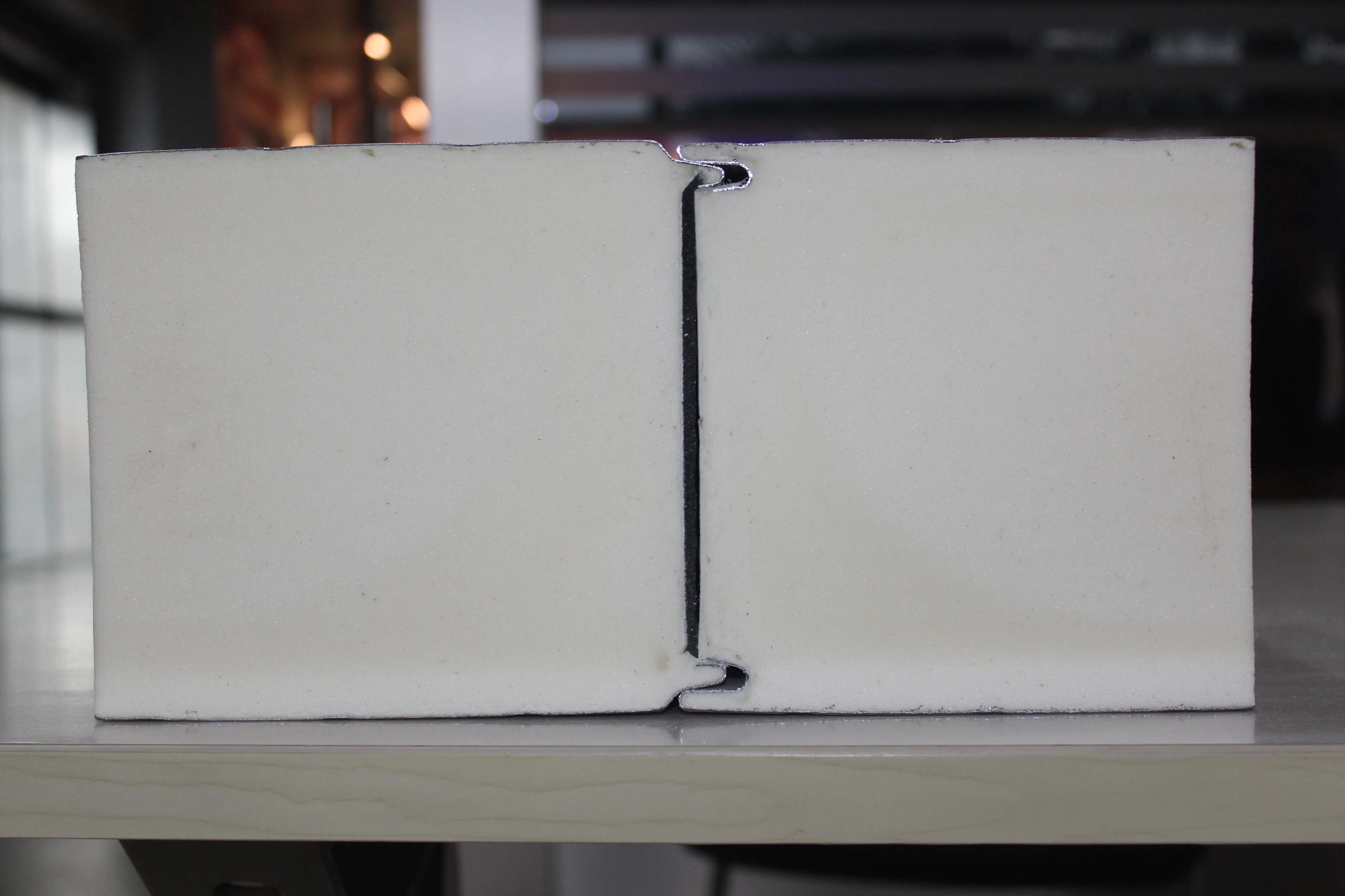 Polyurethane Foam PUR PIR Insulation With camlock Cold Room Storage Insulation Sandwich Panel