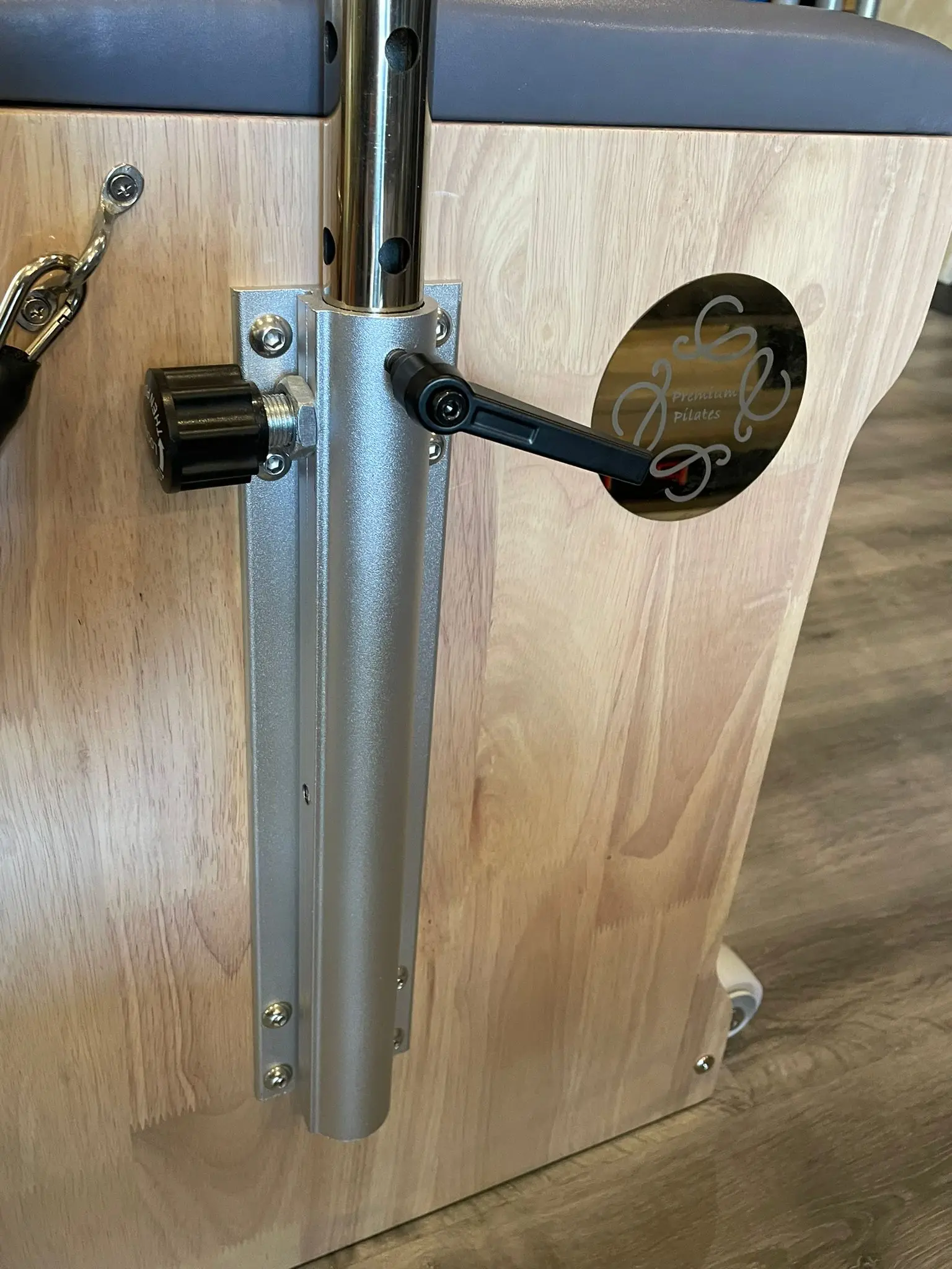 JUNYIRUN Chair Pilates Fitness Equipment Pilates Combo Chair Wooden Yoga Studio Pilates Chair