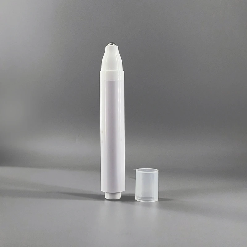 Hot sale 15ml cosmetic roll-on bottle empty airless bottles lockable 10ml eye cream massage container with S/S roller applicator