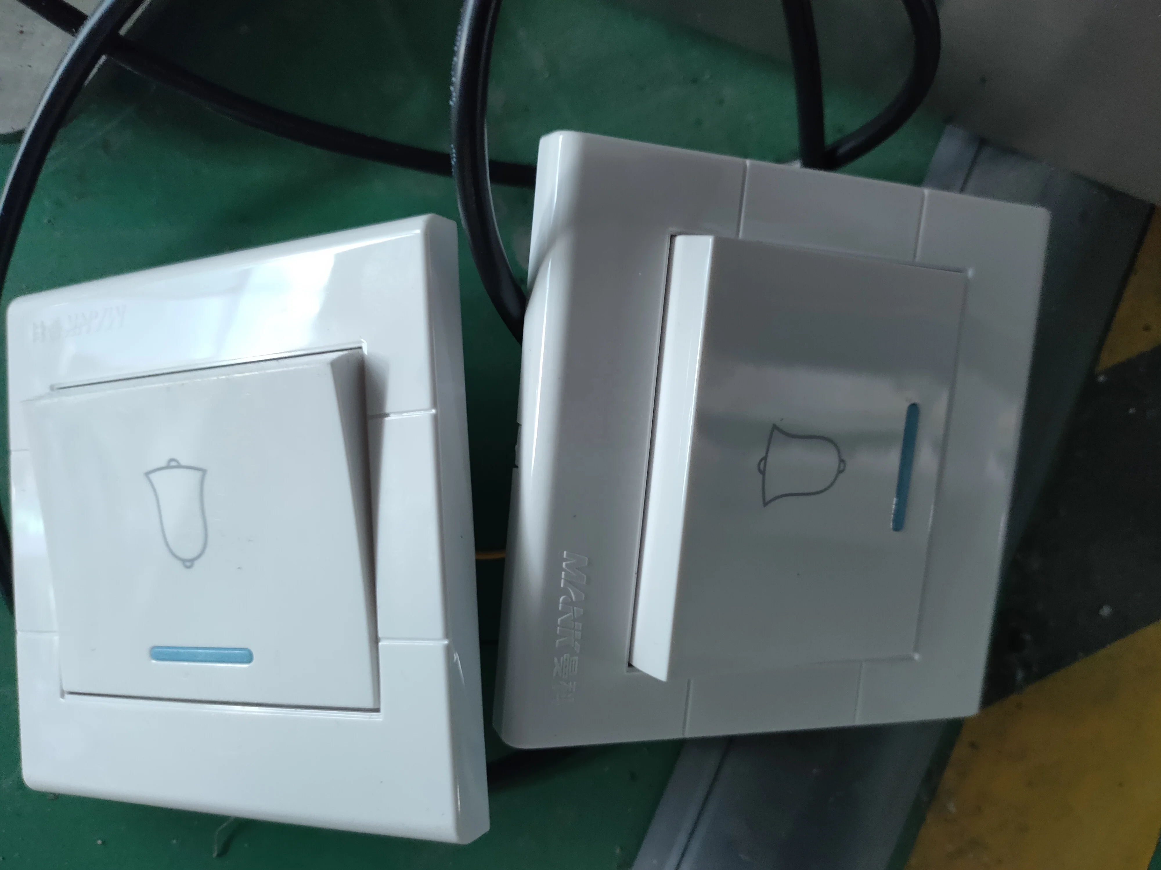 
Fitness Gym Entrance Slim Tripod Turnstiles Biometric Facial and Button Control Security Turnstiles 