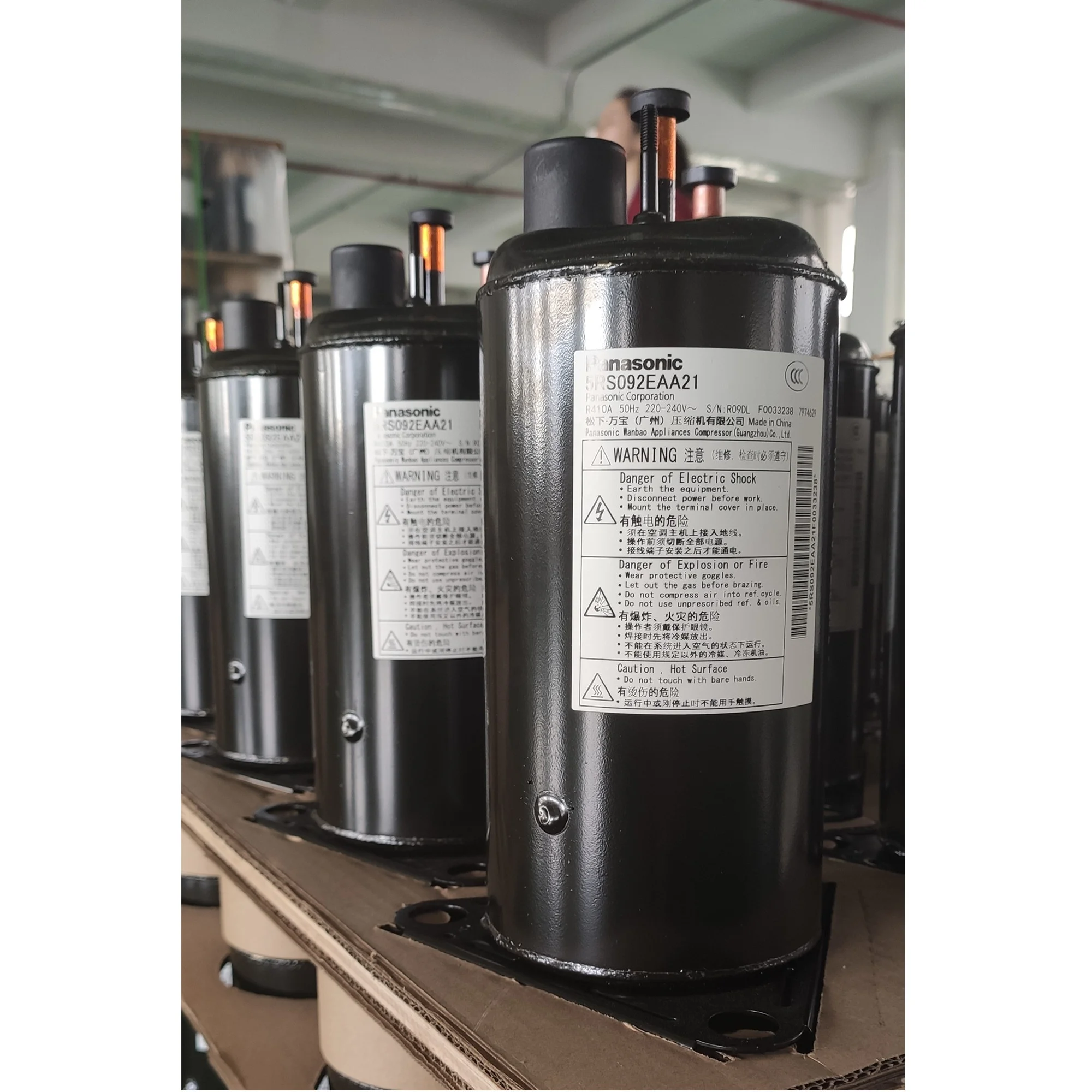 Напольный осушитель воздуха Dorosin для теплиц в стиле актива