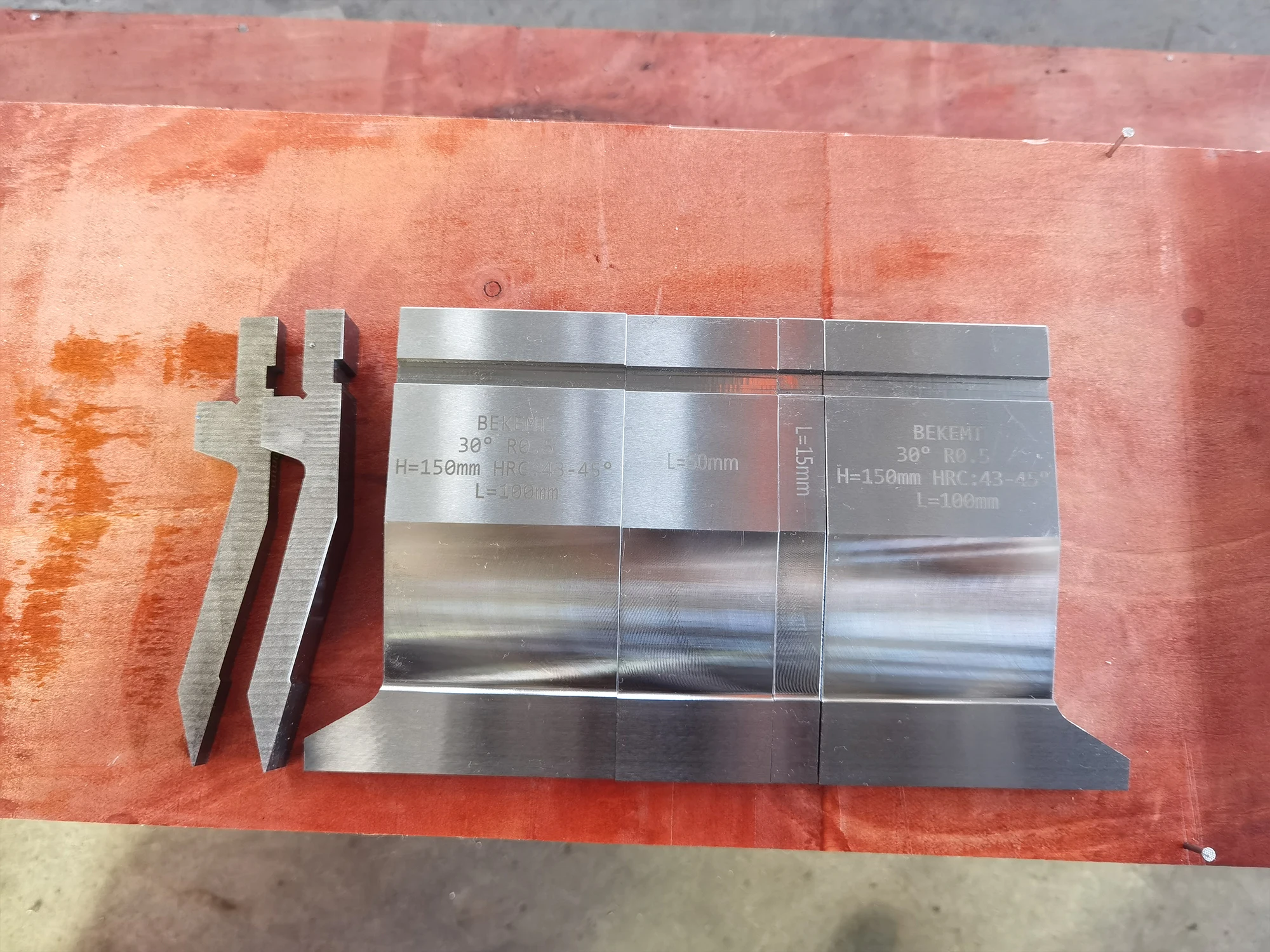 Stamping Forming Method Press Brake Dies Multi V Die Block Upper Bottom Lower Tool
