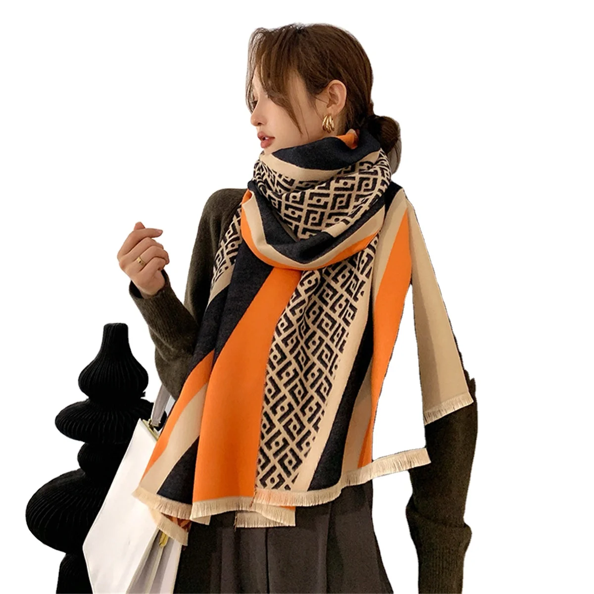 2024 Brand New Comfortable Luxury Winter Cotton Cheetah Leopard Scarf For Women