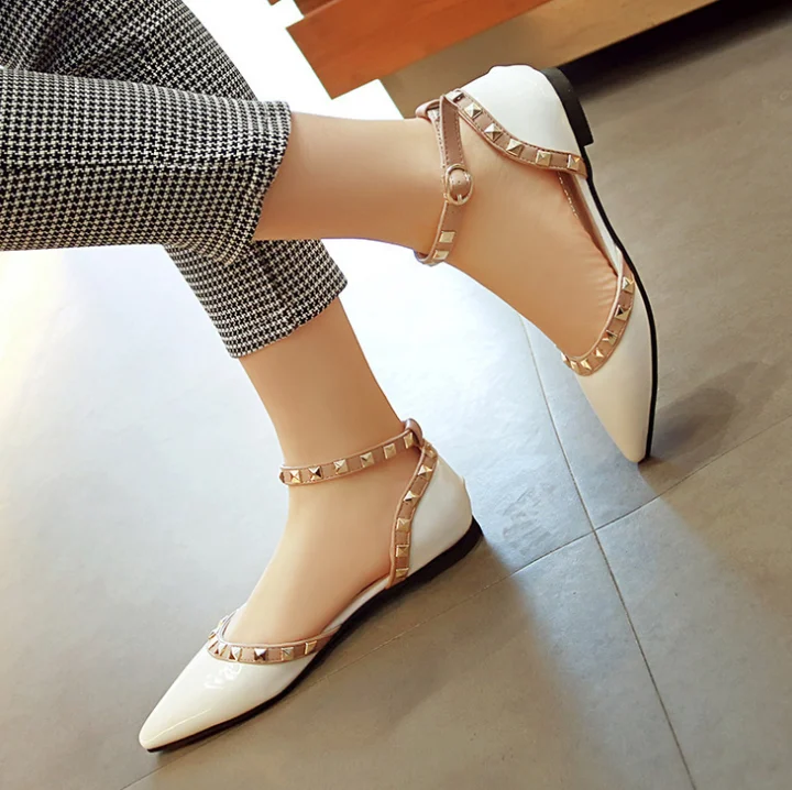 cy12376a Patent leather women pointy toe flats office shoes rivets ladies flat shoes