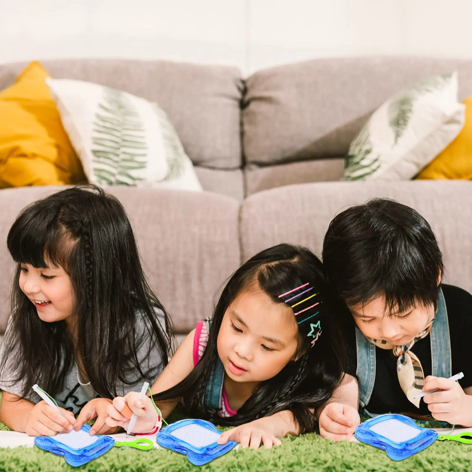 NISEVEN Wholesale 50pcs/Set 3 Colors Drawing Painting Sketch Pad Doodle Board Set with Pen Keychain Mini Magnetic Drawing Board