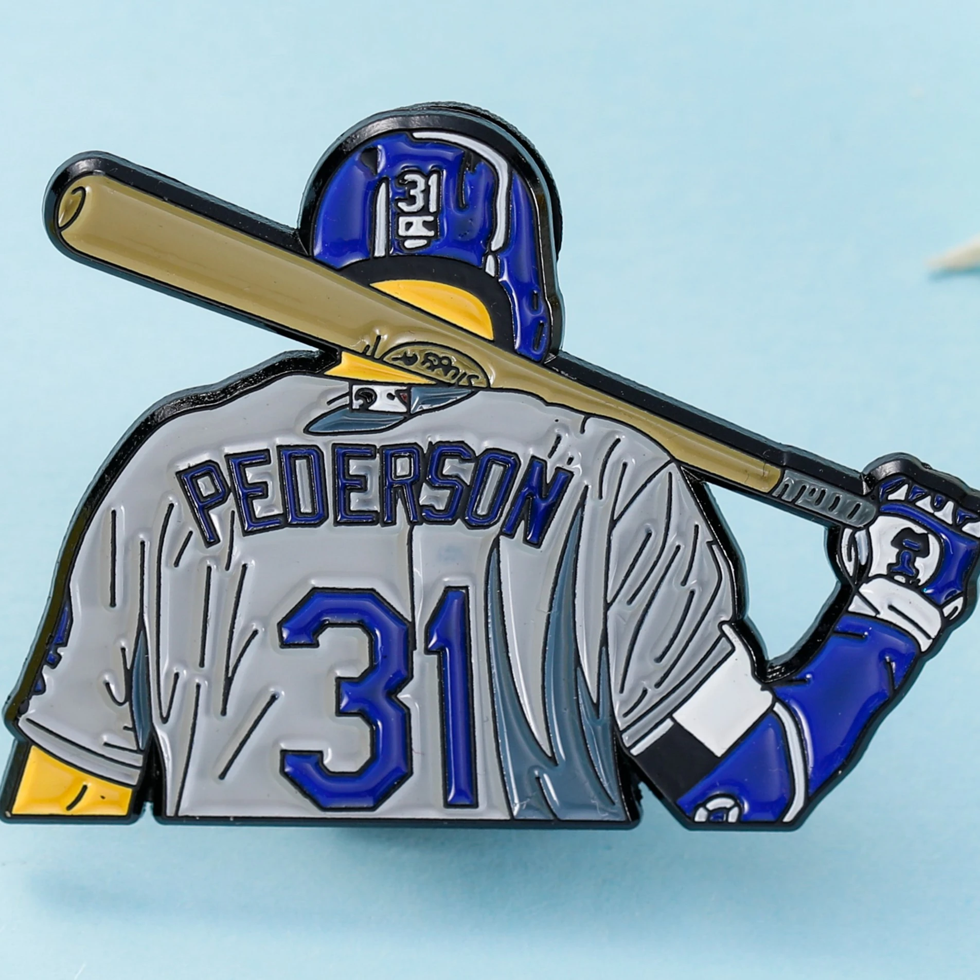 Custom Colorful soft enamel dyed black metal black nickel plated sport chain cute anime fashion pin badge