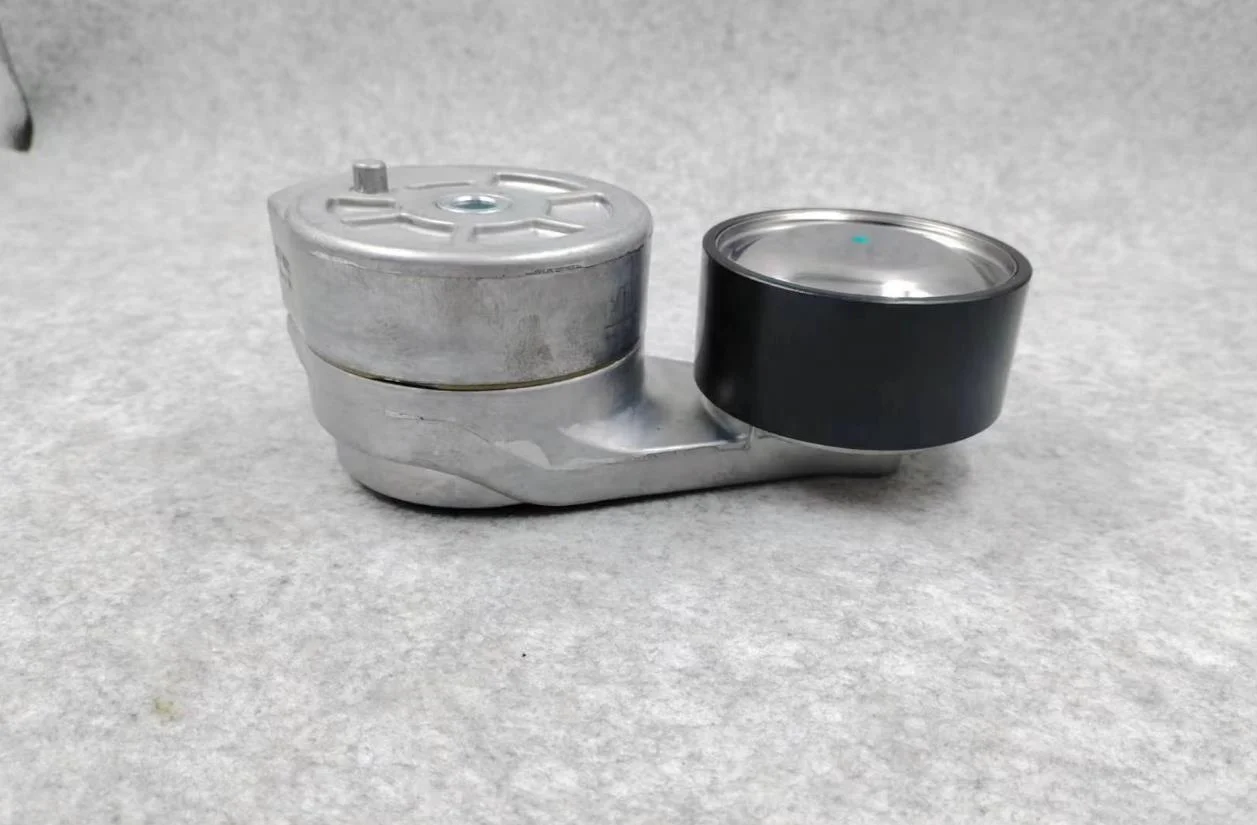 6736-61-4120 Komatsu Excavator Spare Parts PC200-7 Engine Belt Tensioner