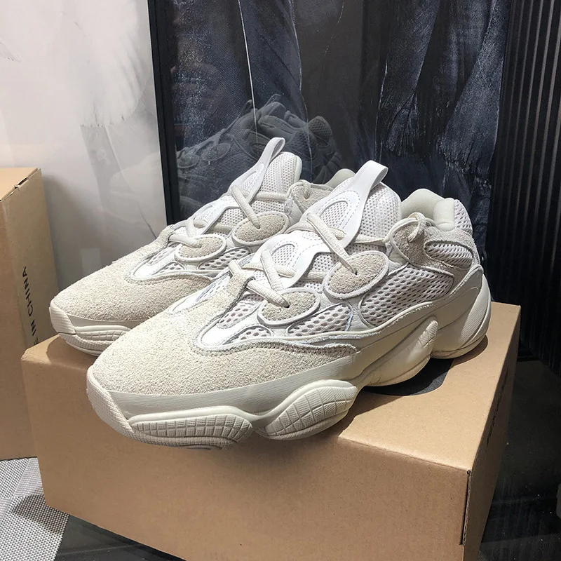 2022 Latest Design Custom Branded Yeezy Shoes Men Genuine Leather Sneakers Original High Quality Black Yeezy 500