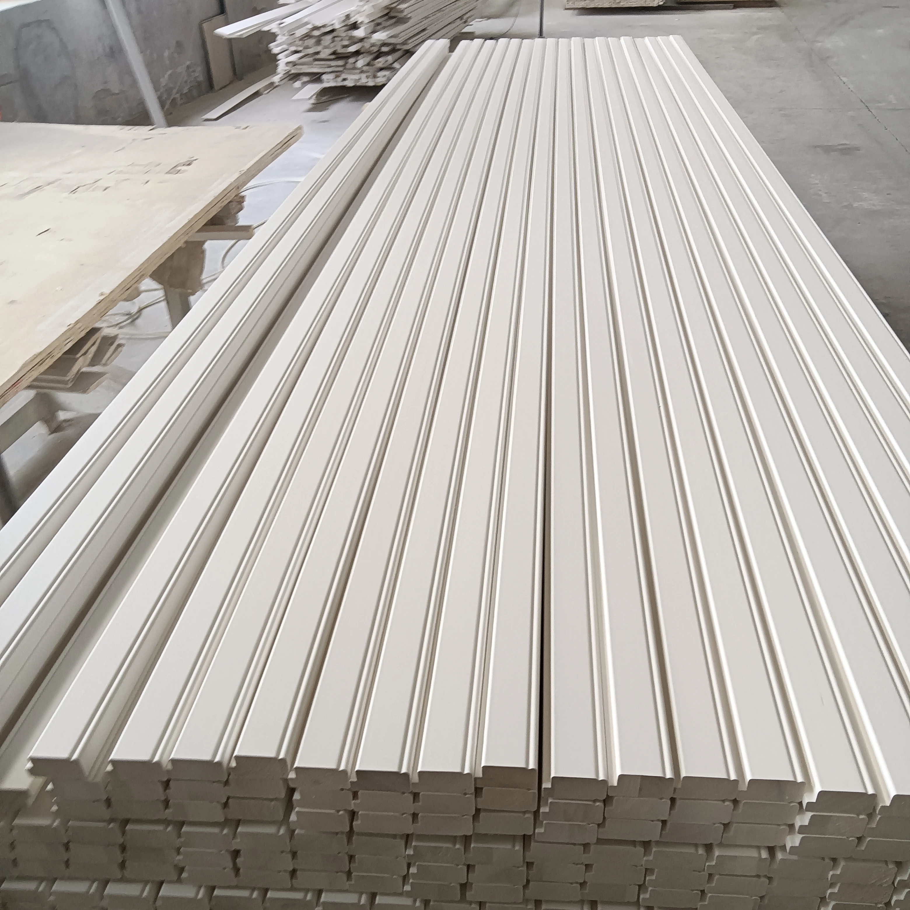 White Primed Waterproof Wood Shutter Component Wooden Louver
