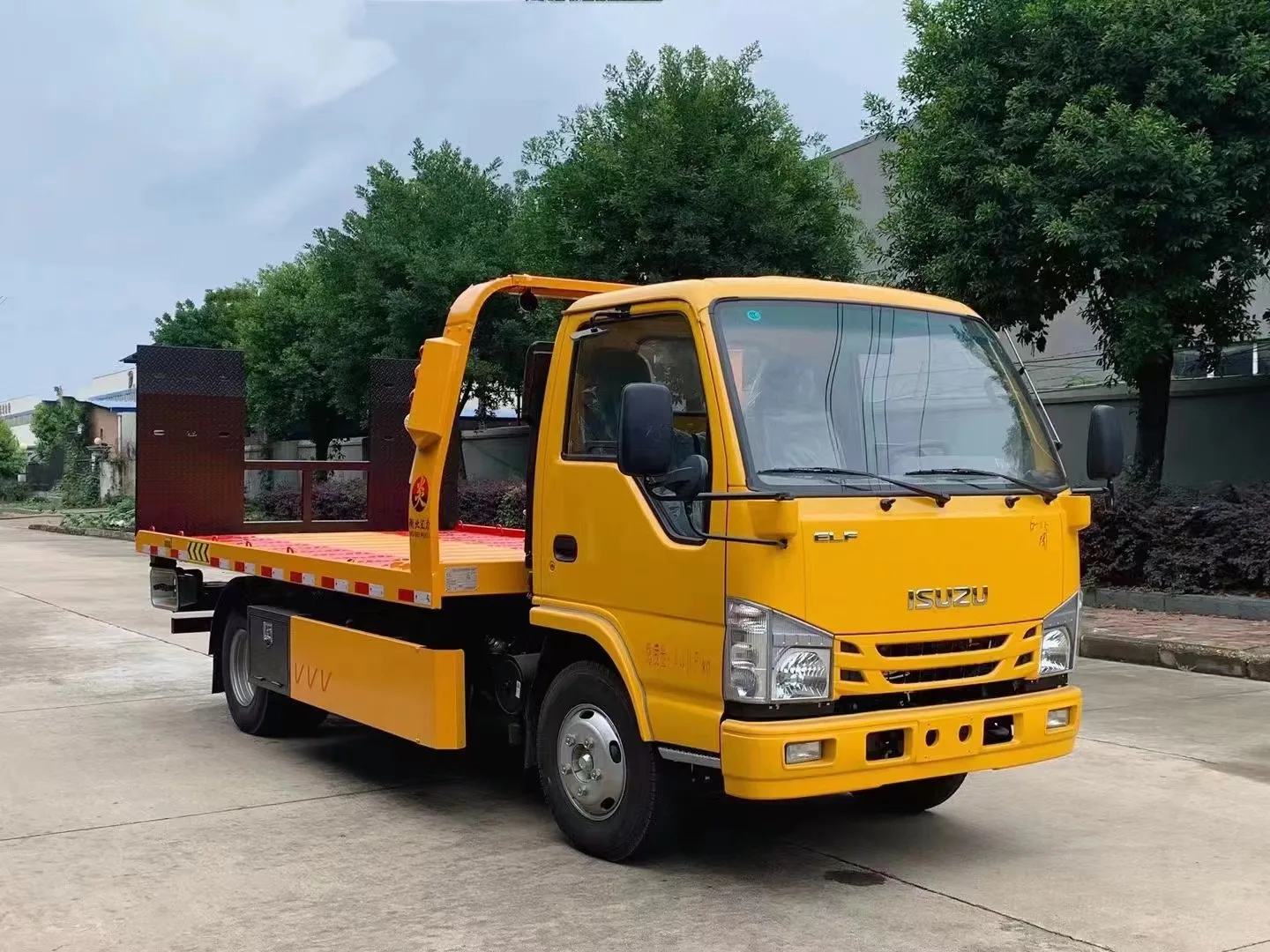 ISUZU  100P 4X2 Flatbed wrecker tow truck 4 Ton highway Road Emergency Rescue tow truck & wreckerk for Car Towing