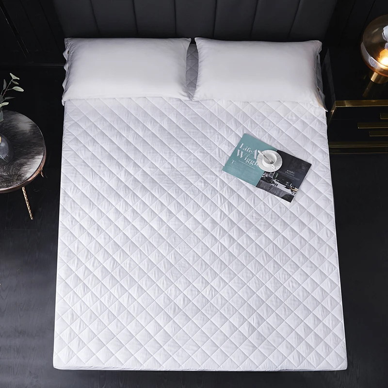 Quilted Waterproof Mattress Pad, Breathable Absorbent Surface Mattress Protector, Soft Noiseless Mattress Cover