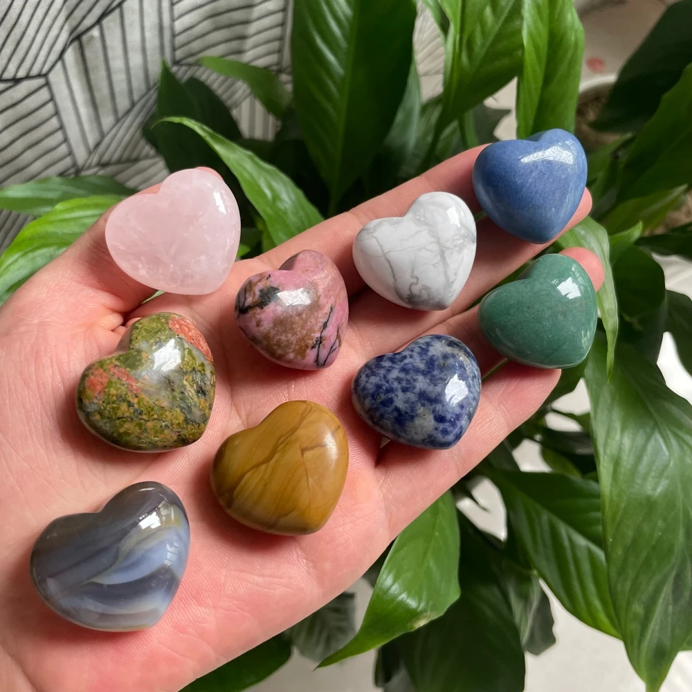 Healing Heart Love Stones Crystal Figurine Amethyst Rose Quartz Tiger Eye Engraved Mascot Craft for Gift and Decor