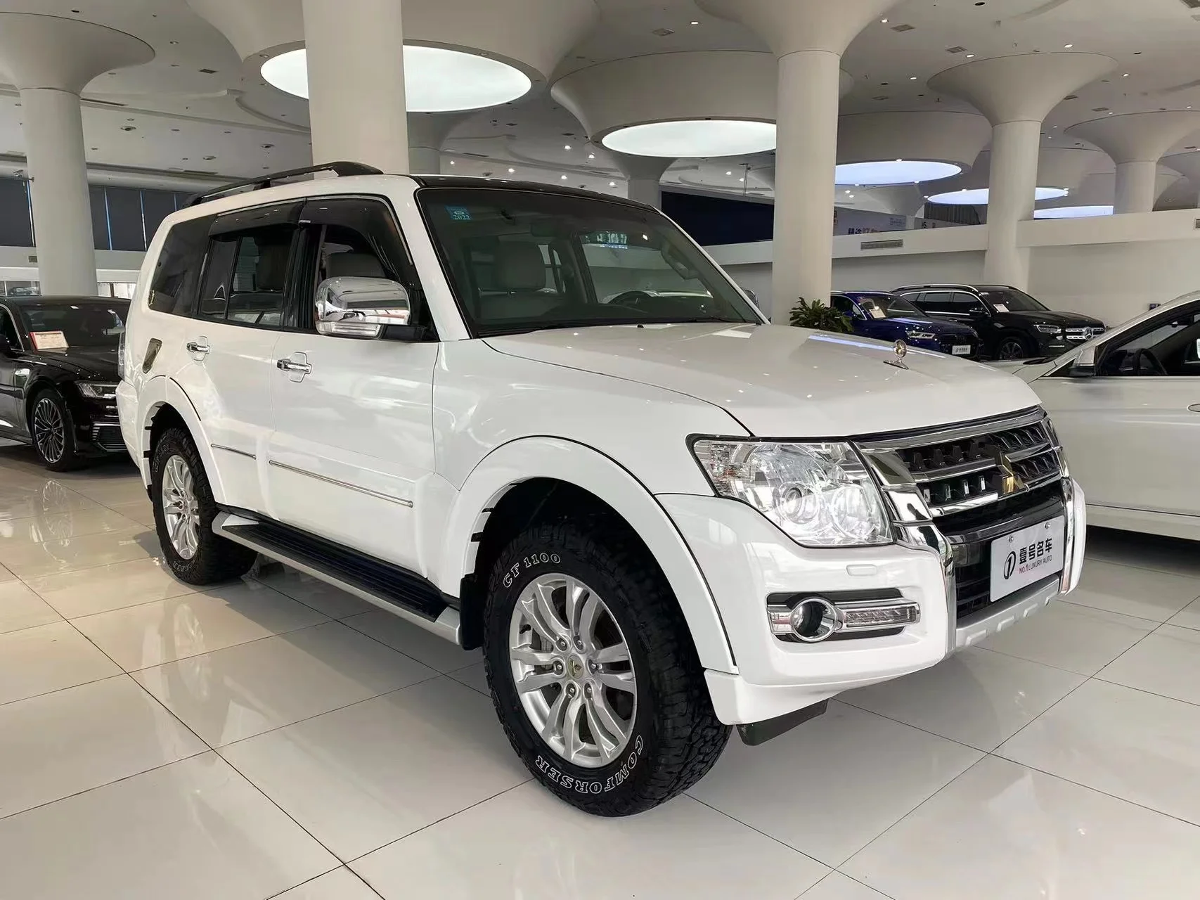 Подержанные автомобили Mitsubishi PAJERO подержанные в хорошем состоянии низкая цена поставщик из Китая