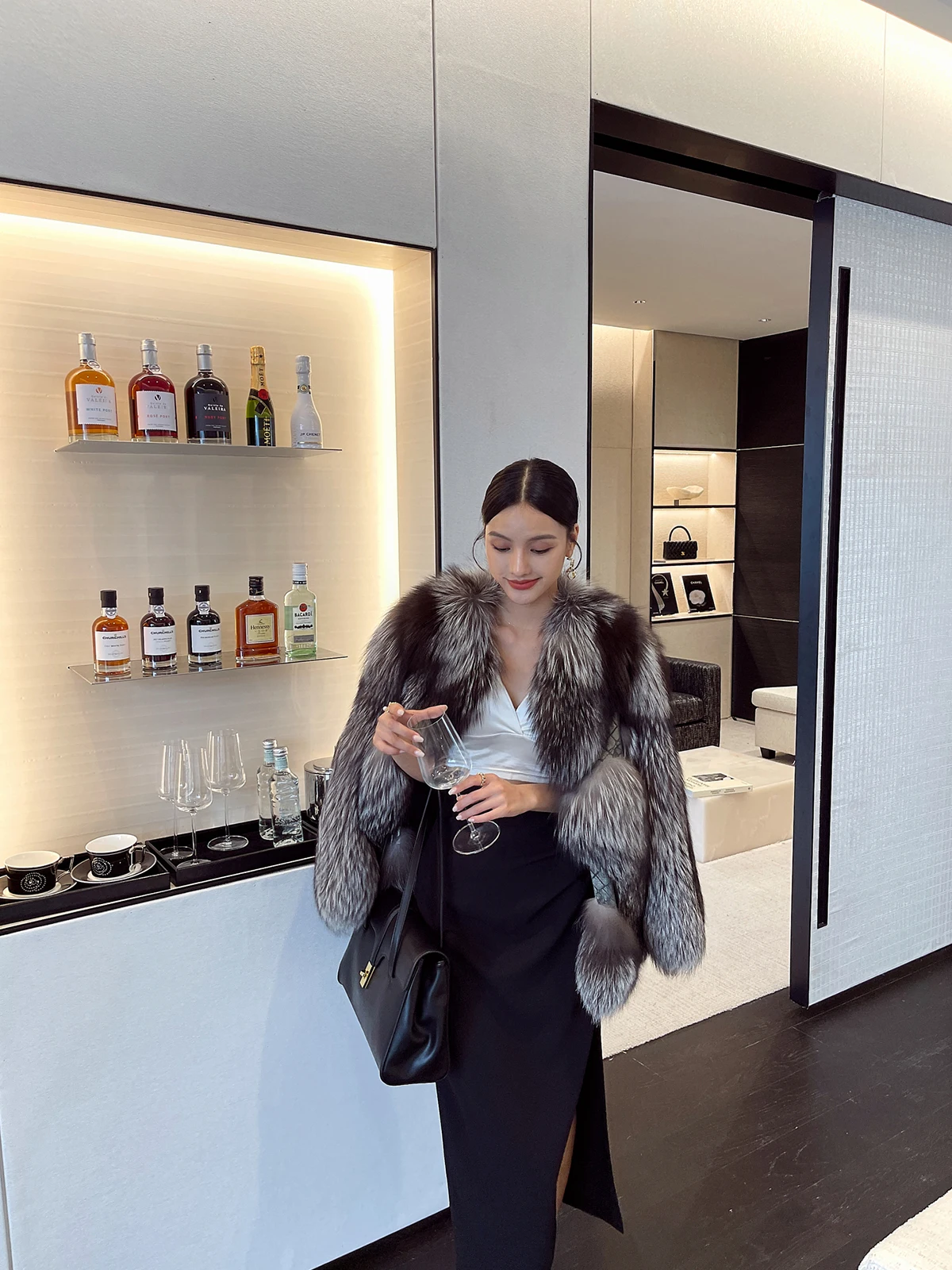 Top Quality Best Price High End Winter Color Silver Fox Fur Jacket Women Short Real Fox Fur Coat