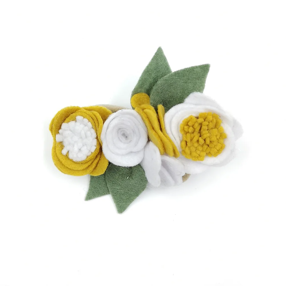 
China top supplier corded lace trim small iron on patches hand made flowers of wool 