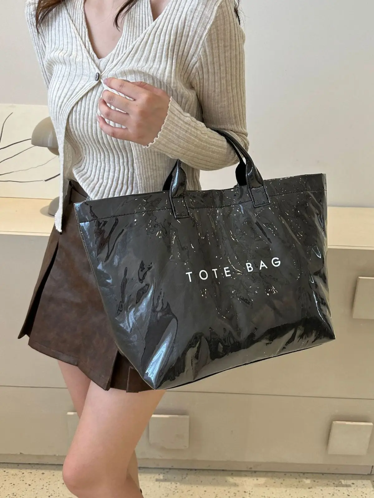 New Arrival Custom Fashion Vintage Dupont Kraft Paper Tyvek Tote Bag Big Capacity Commuting Kraft Paper Shopping Handbag