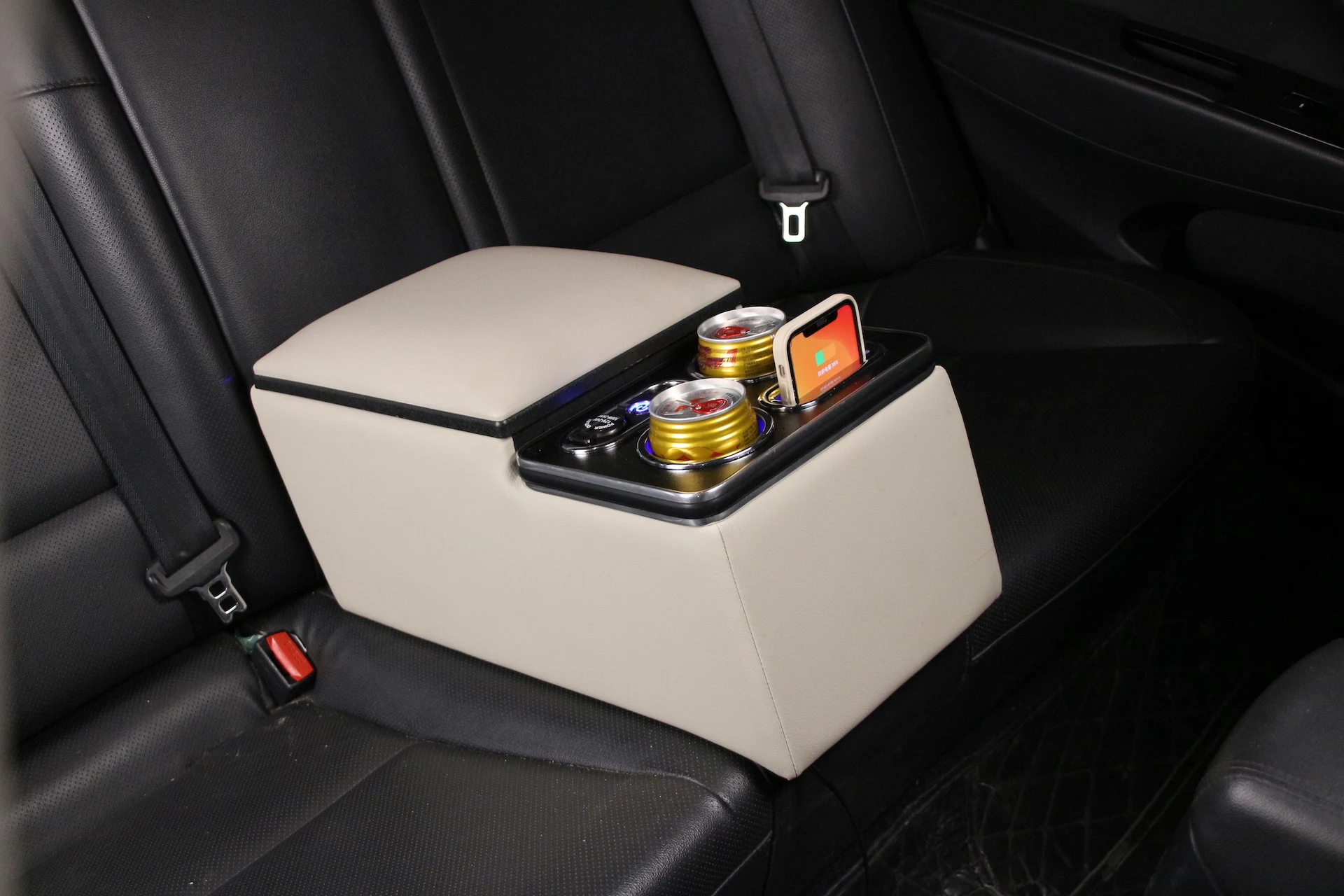 Can be wholesale and customized General car backseat central storage box water cup holder multifunctional armrest box