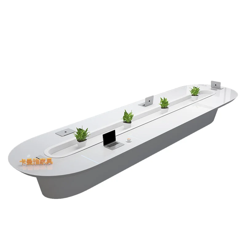 
 Различные прямоугольные столики хорошего качества для конференц-зала  