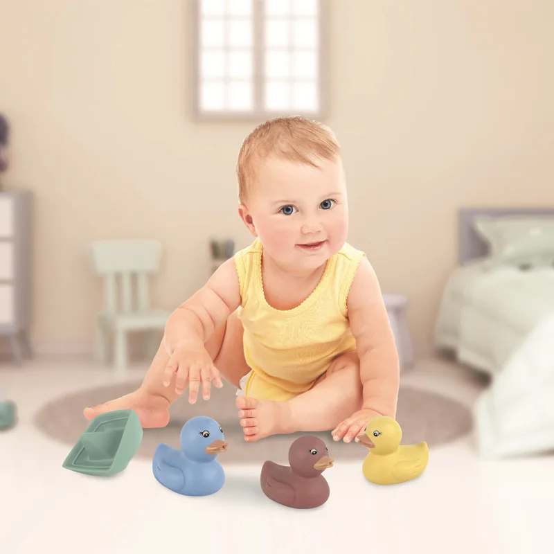Baby Bath Toys Spray Water Floating Silicone Boat Animals Rubber Duck Bath Toy.