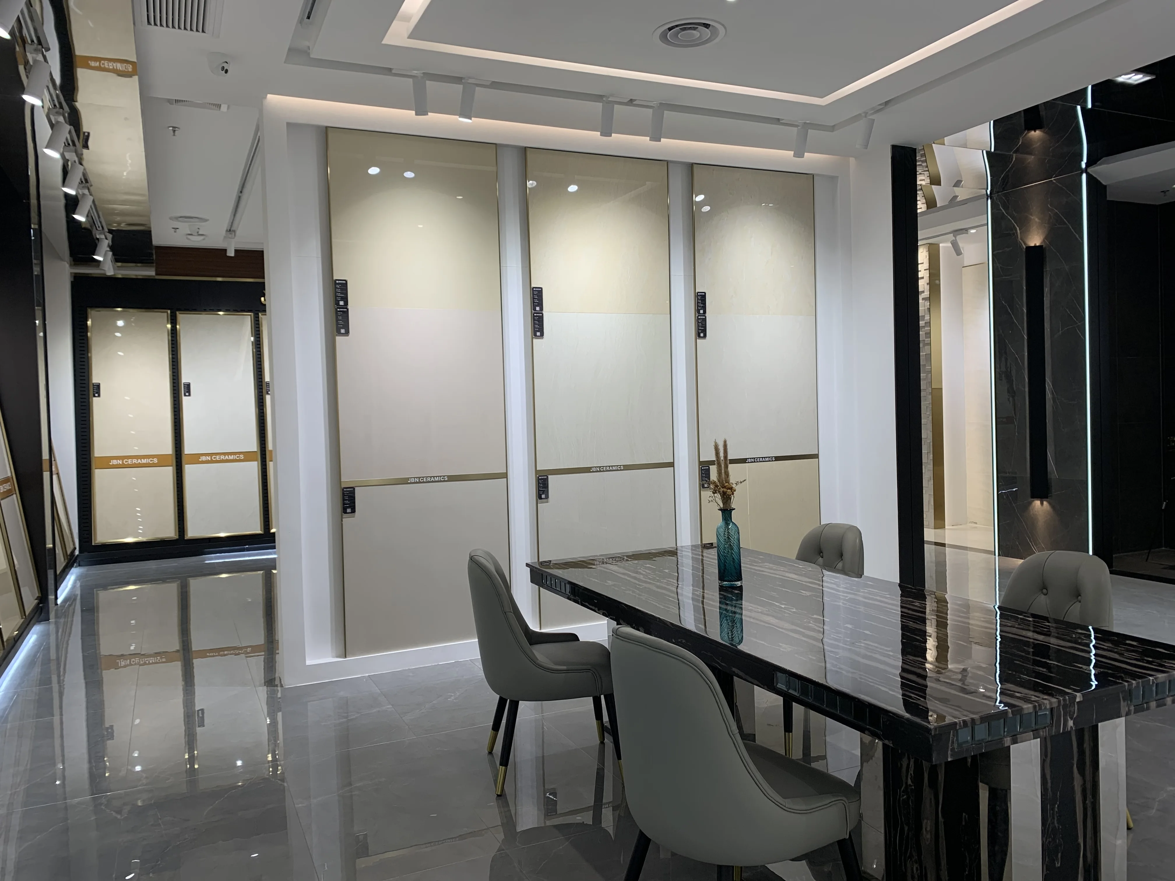 Granato Polished Floor Tiles Unglazed Tiles Price Ceramic Floor Tile Soluble Salt