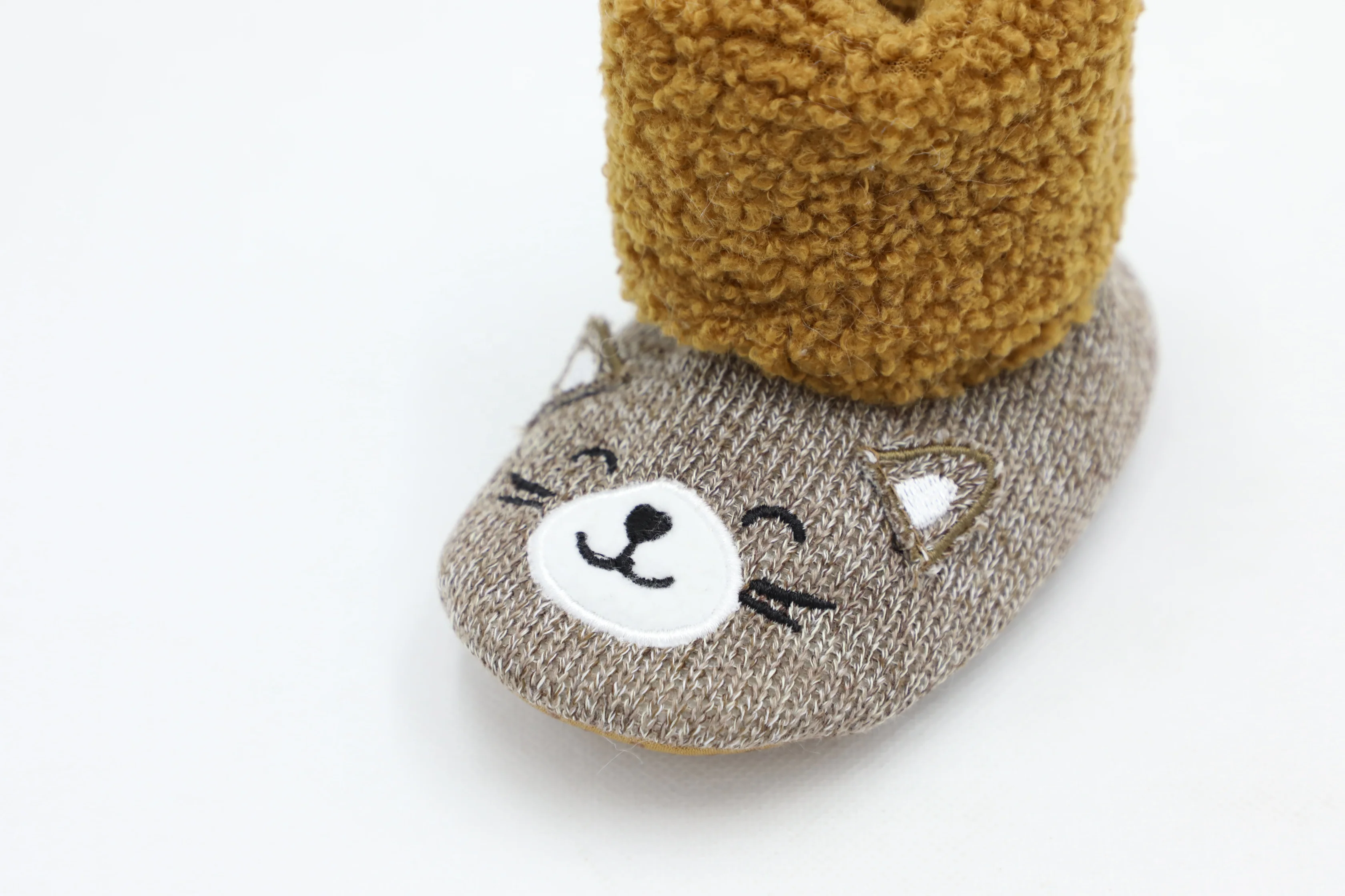 Супер мягкие коричневые милые животные детские тапочки кошка бархатная зимняя детская обувь