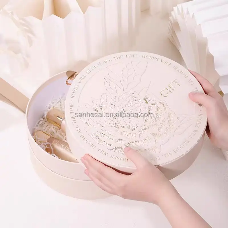 New Creative Kraft Gift Box for Lipstick Perfume Wedding Jewelry Cosmetics Candles Wig Packing featuring UV Magnet Advantage