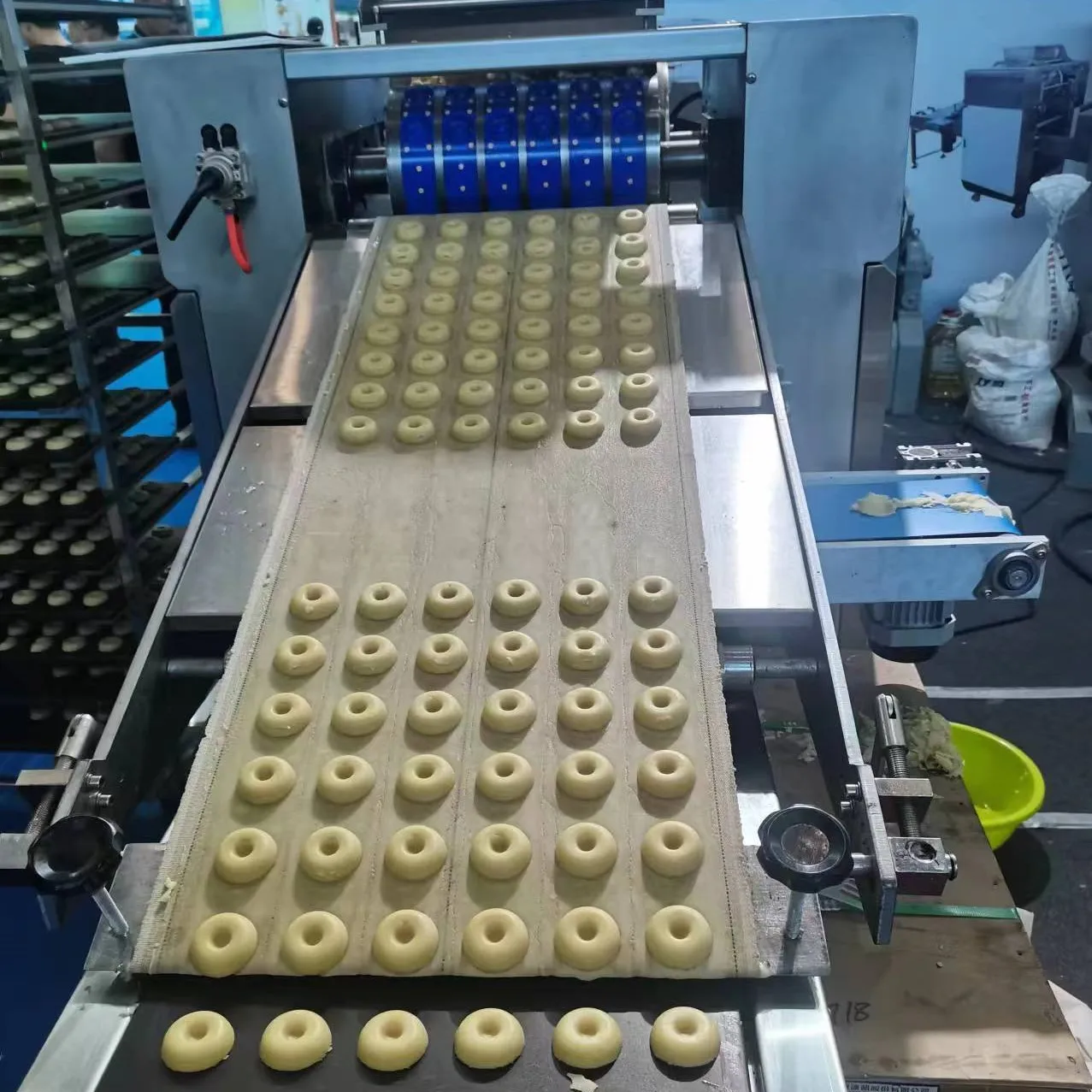 KH-400 type biscuit machine peach biscuit forming machine