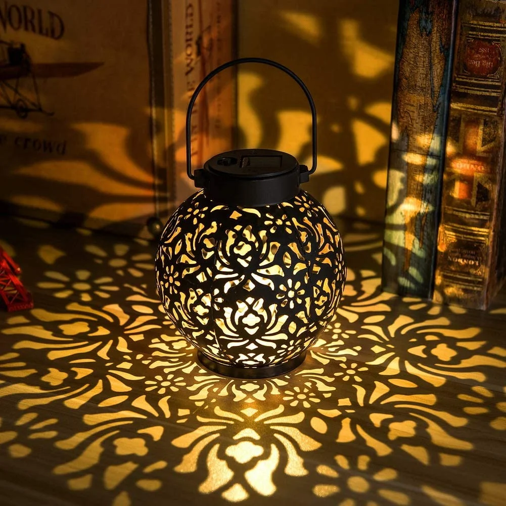 Outdoor Solar Hanging Lantern Lamps Decorative Christmas Light for Patio Courtyard Lawn Waterproof Solar Garden Landscape Lights