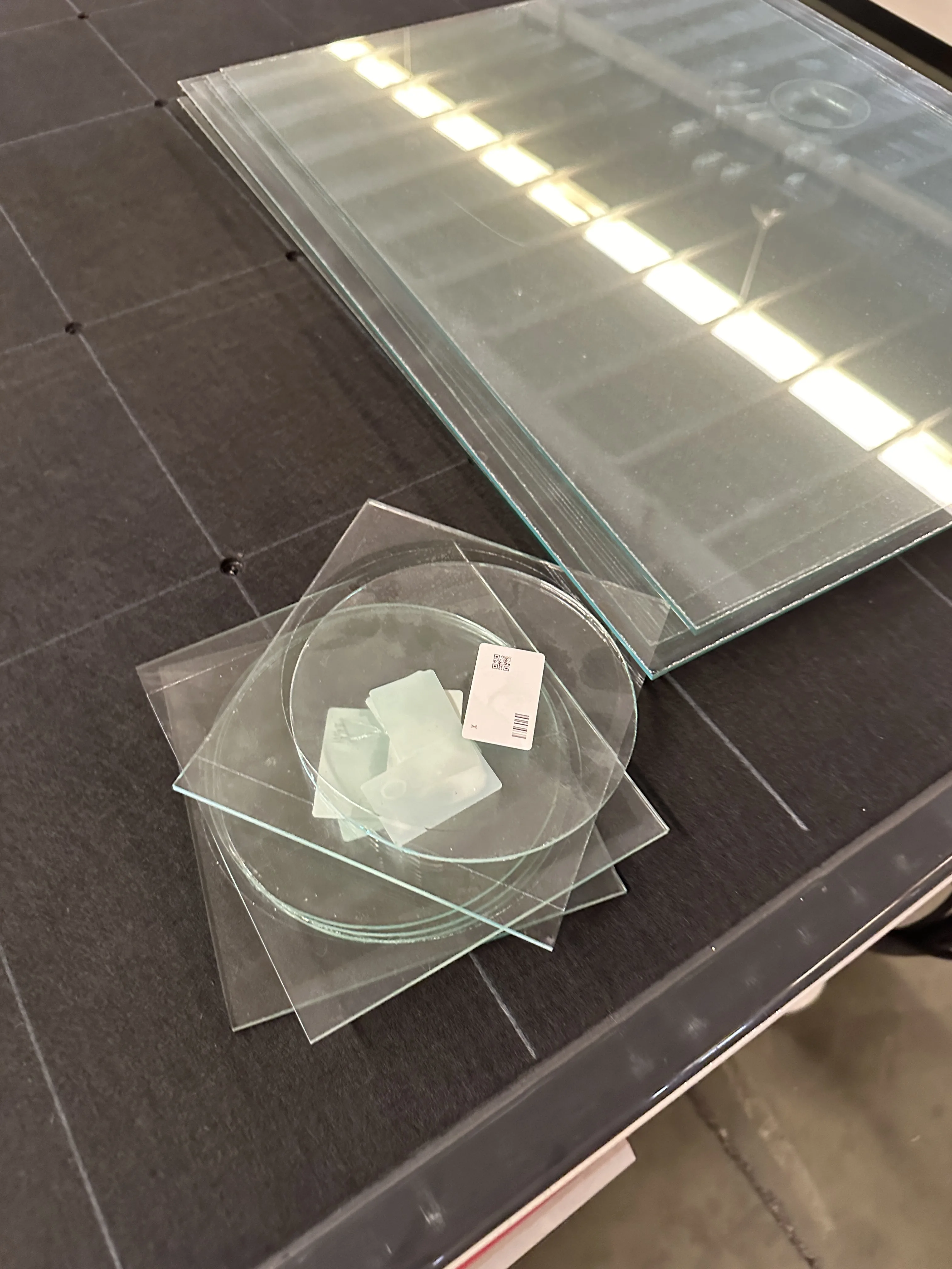 Loading Breaking Table Automatic Multiple Shape Circle 3829 CNC Glass Cutting Machine