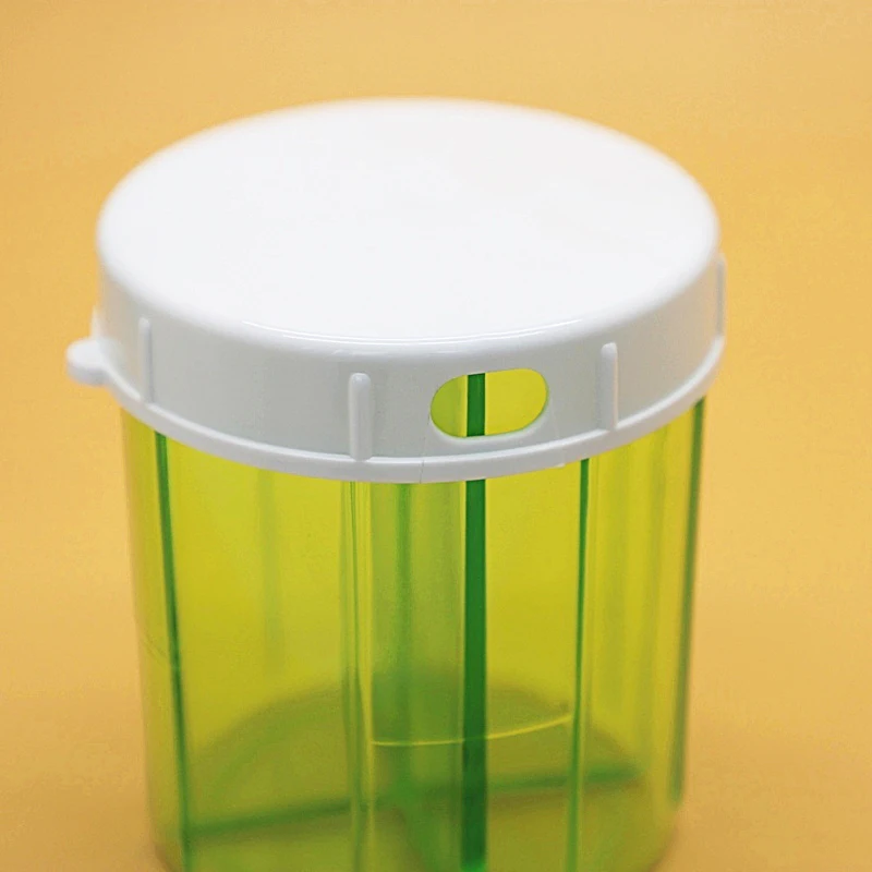 plastic round pill organizer dispenser case with 4 grids for medication vitamins supplements bottle daily pill reminder box ODM