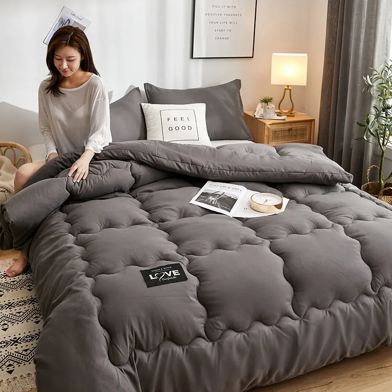 100% Polyester Soy Fiber Filled Heats up Quickly and Keeps You Warm Comforter for Good Sleep in Evening