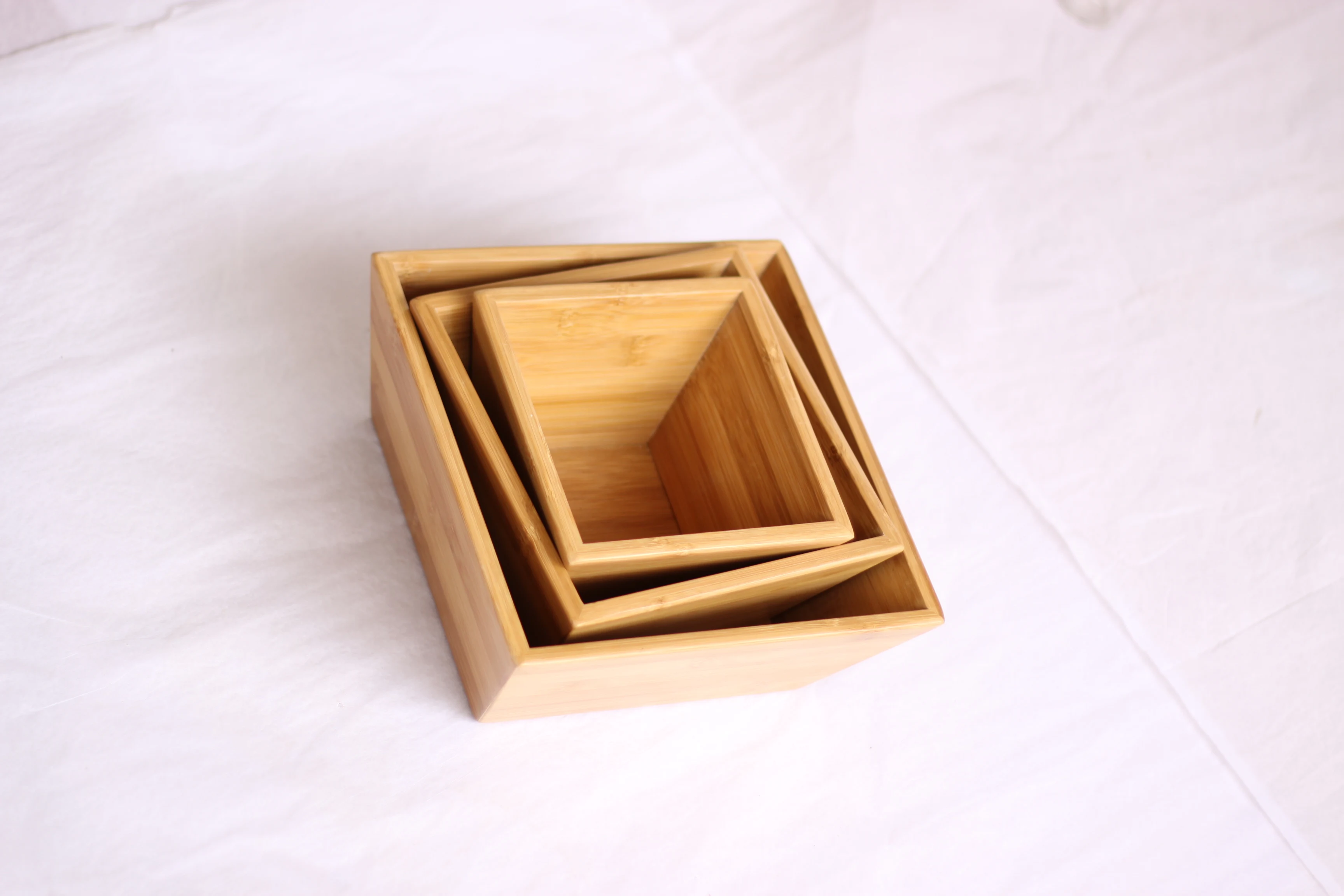 Simple classics bamboo wood Fruit Basket and Bamboo Folding Wooden candy Basket