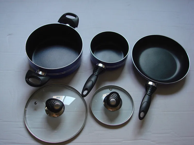 Home use 5pcs nonstick cookware set pressed aluminum pan and pot set with bakelite handle