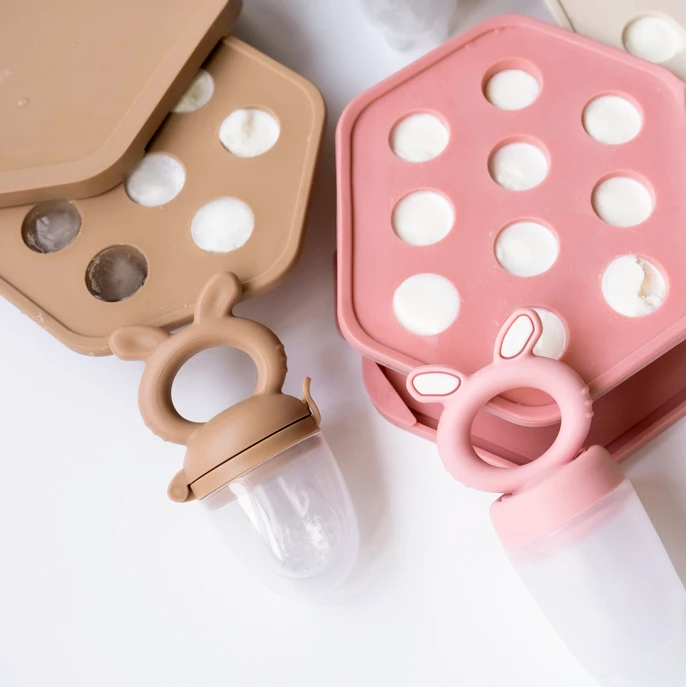 BPA Free Silicone Baby Fruit Feeder Pacifier Bunny Infant Fruit Teether Toy Vegetable Food Feeder