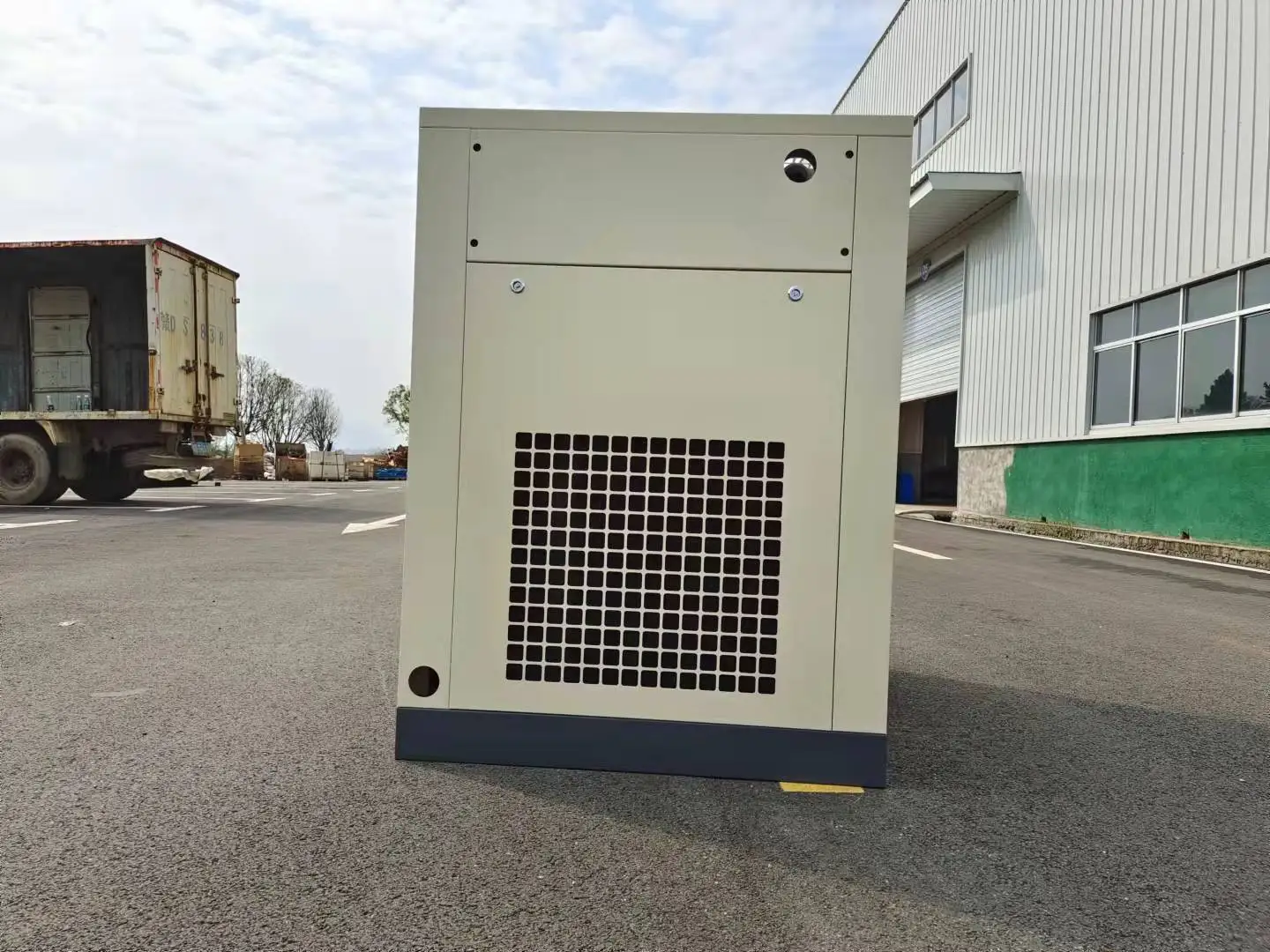 Hot selling 10bar 37kw 50hp 5.6m3/min IP54 inverter used compressors industrial air compressor for Sandblasting