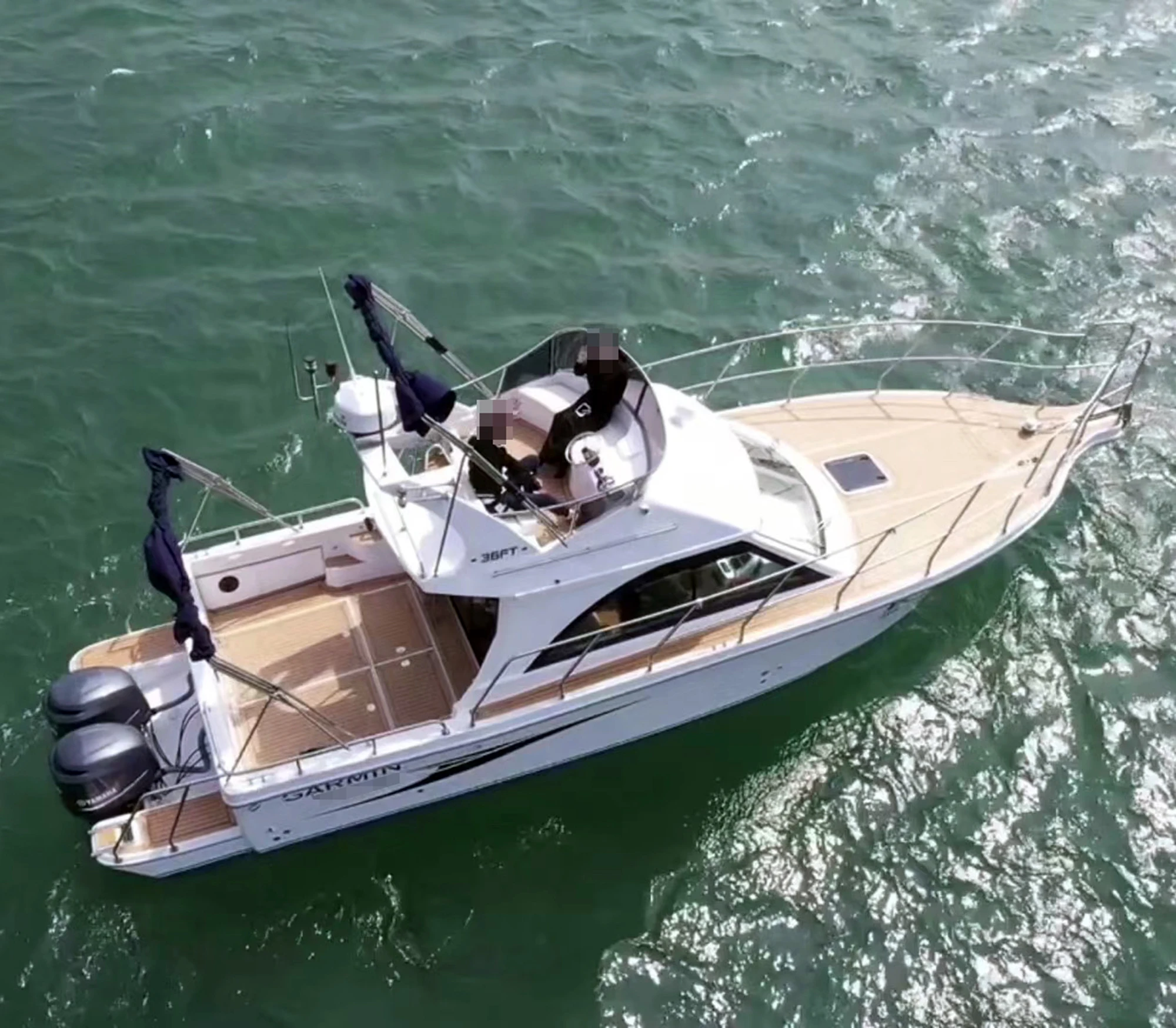 
11.5 meter luxury fiberglass sport yacht with flybridge 