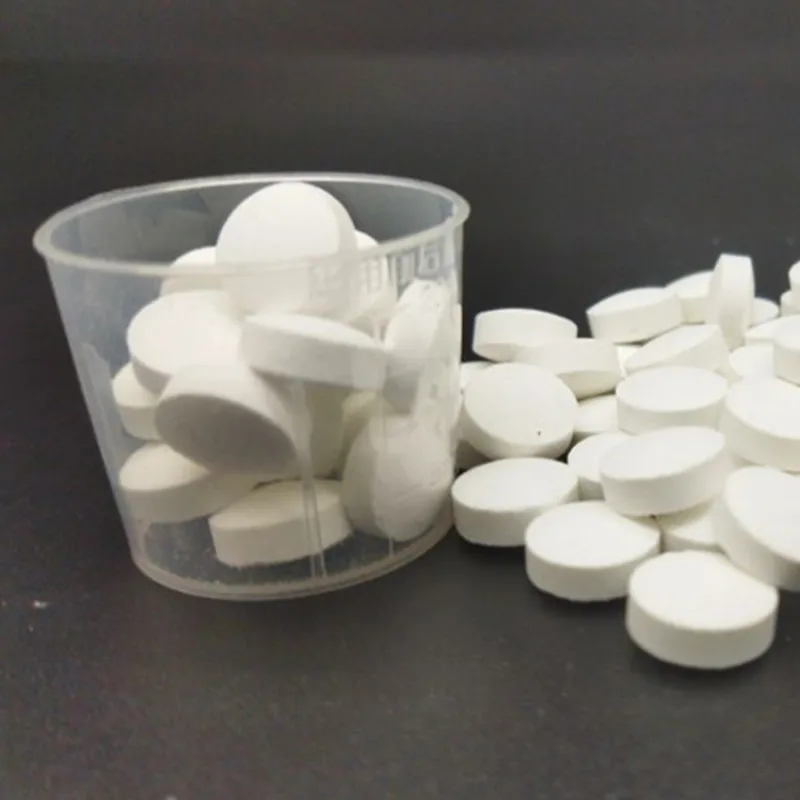 Cooling Water Treatment Chemicals Water Purifying Tablets For WC Deodorization