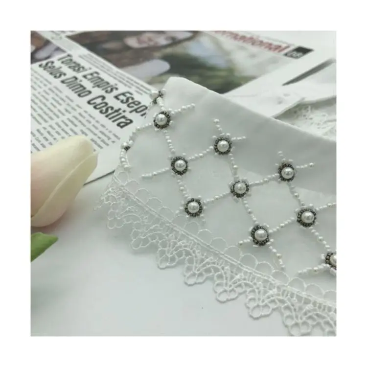 Factory Direct Selling New Women Lace Pearl Big Pointed Detachable Shirt Fake Collar