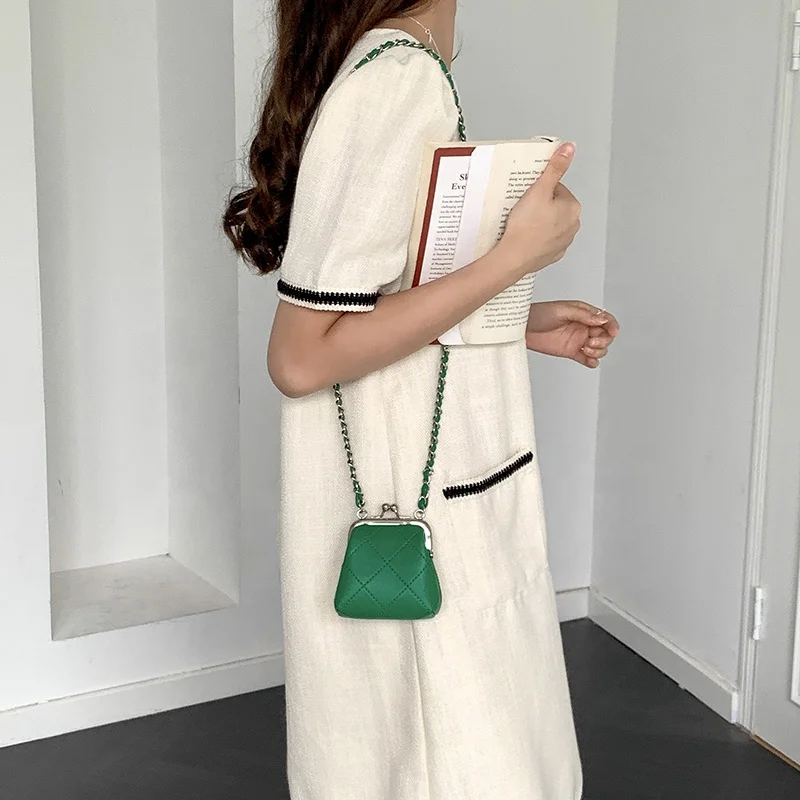 New Hot Sale Green Mini Rhombus Snap Clip Bag  Neon Color Chain PU Small Bag Girls Metal Open Messenger Bag